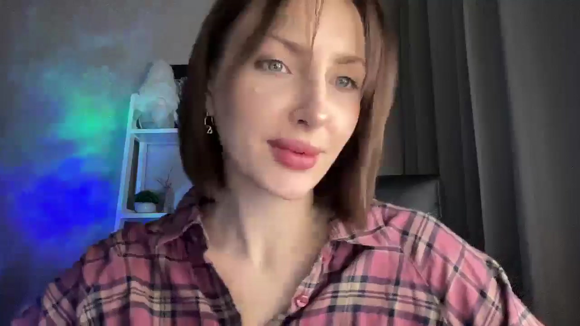Gallery image thumbnail from Di_Pearl's myfreecams stream on, 12/06/2025, 17:05 image 7 of 20