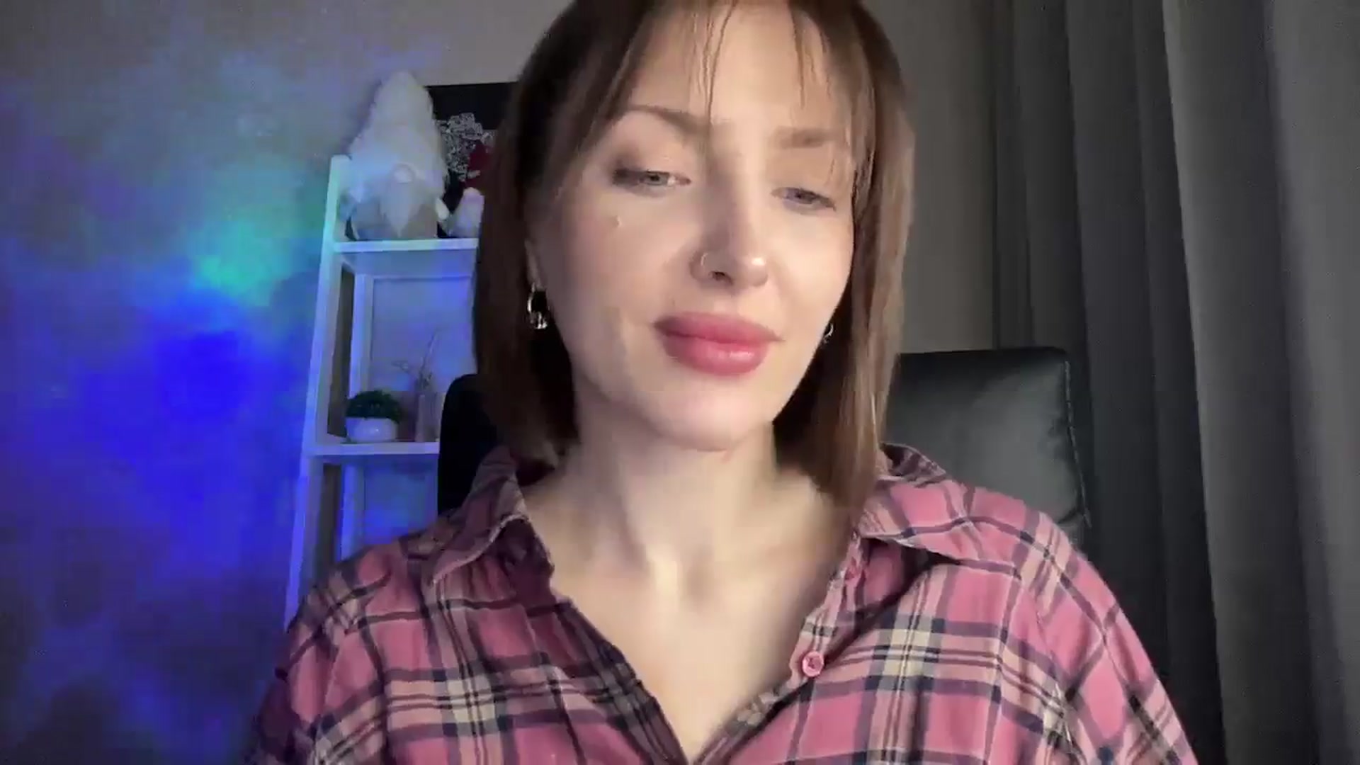 Gallery image thumbnail from Di_Pearl's myfreecams stream on, 12/06/2025, 17:05 image 9 of 20