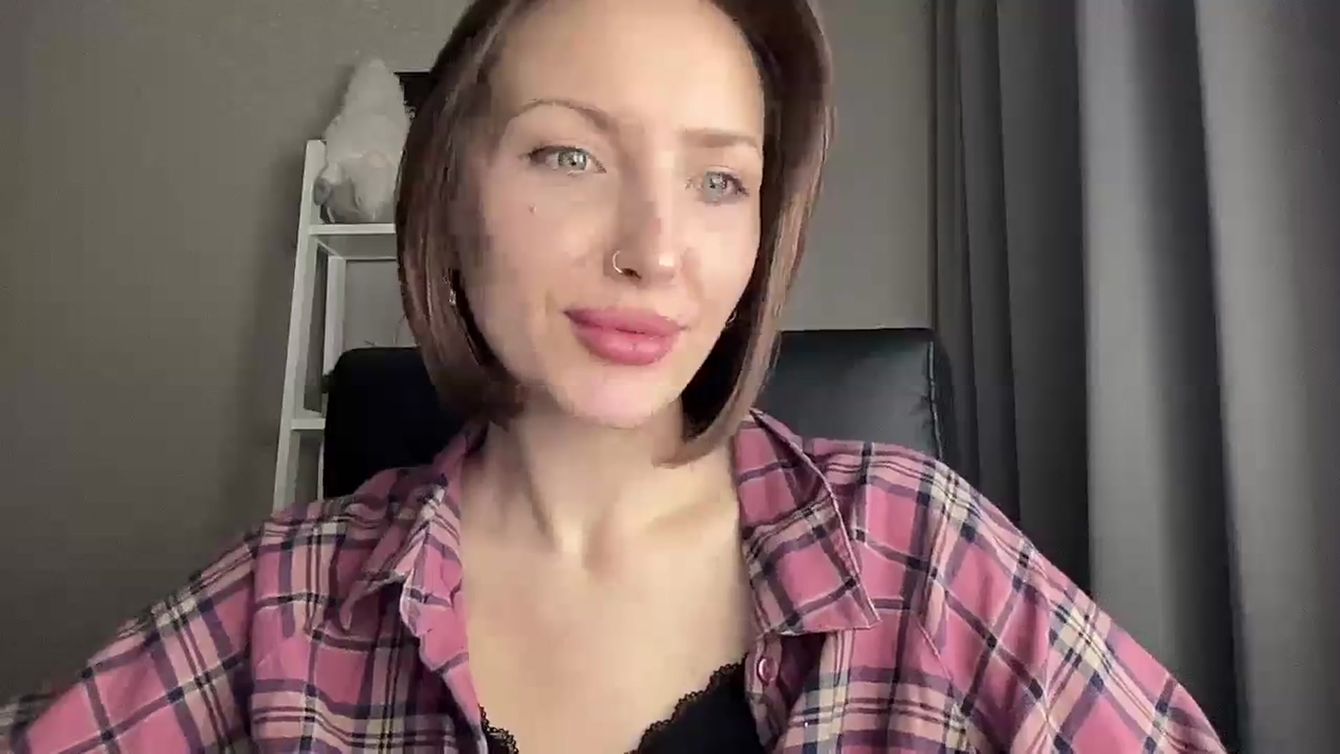 Gallery image thumbnail from Di_Pearl's myfreecams stream on, 12/08/2025, 17:04 image 8 of 20