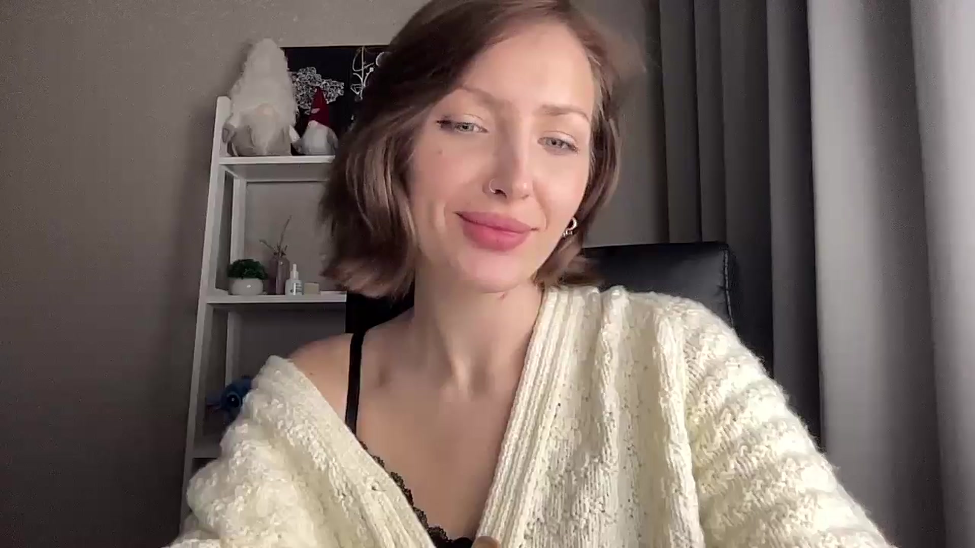 Gallery image thumbnail from Di_Pearl's myfreecams stream on, 12/13/2025, 17:50 image 9 of 20