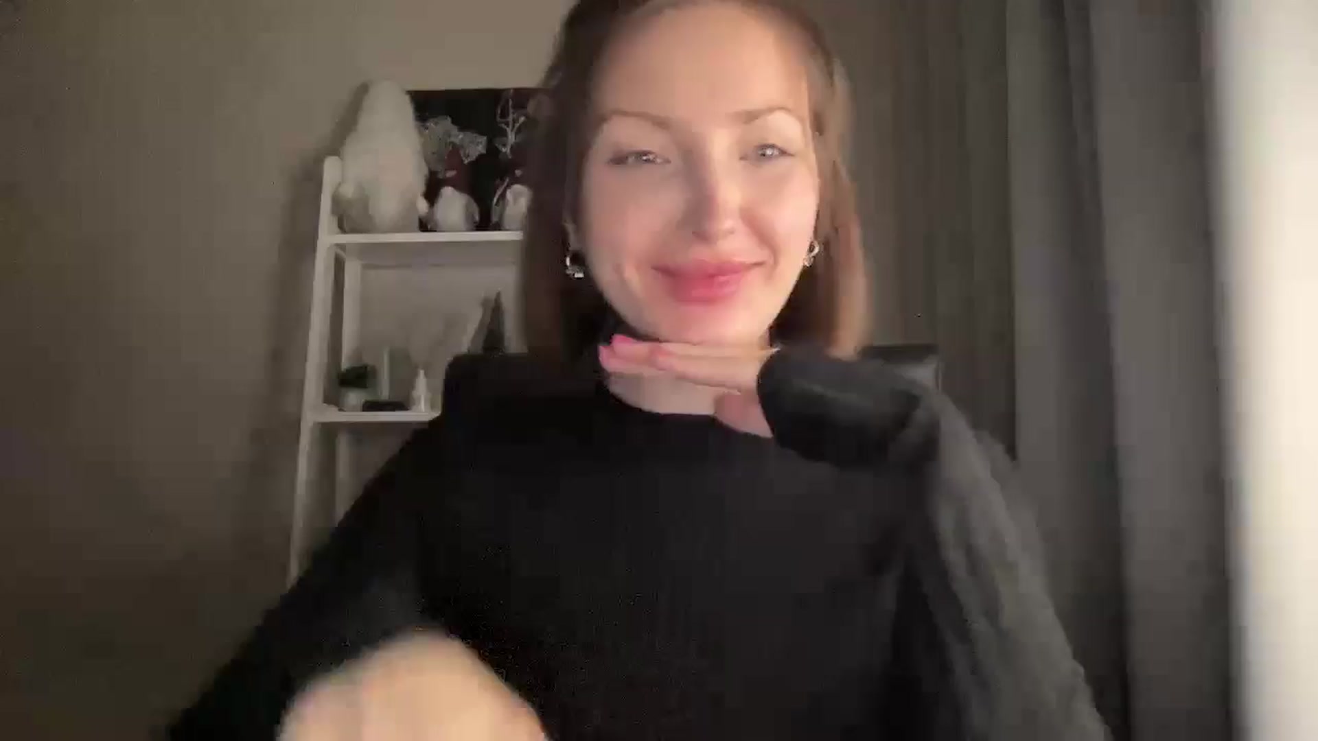 Gallery image thumbnail from Di_Pearl's myfreecams stream on, 12/17/2025, 22:33 image 5 of 20