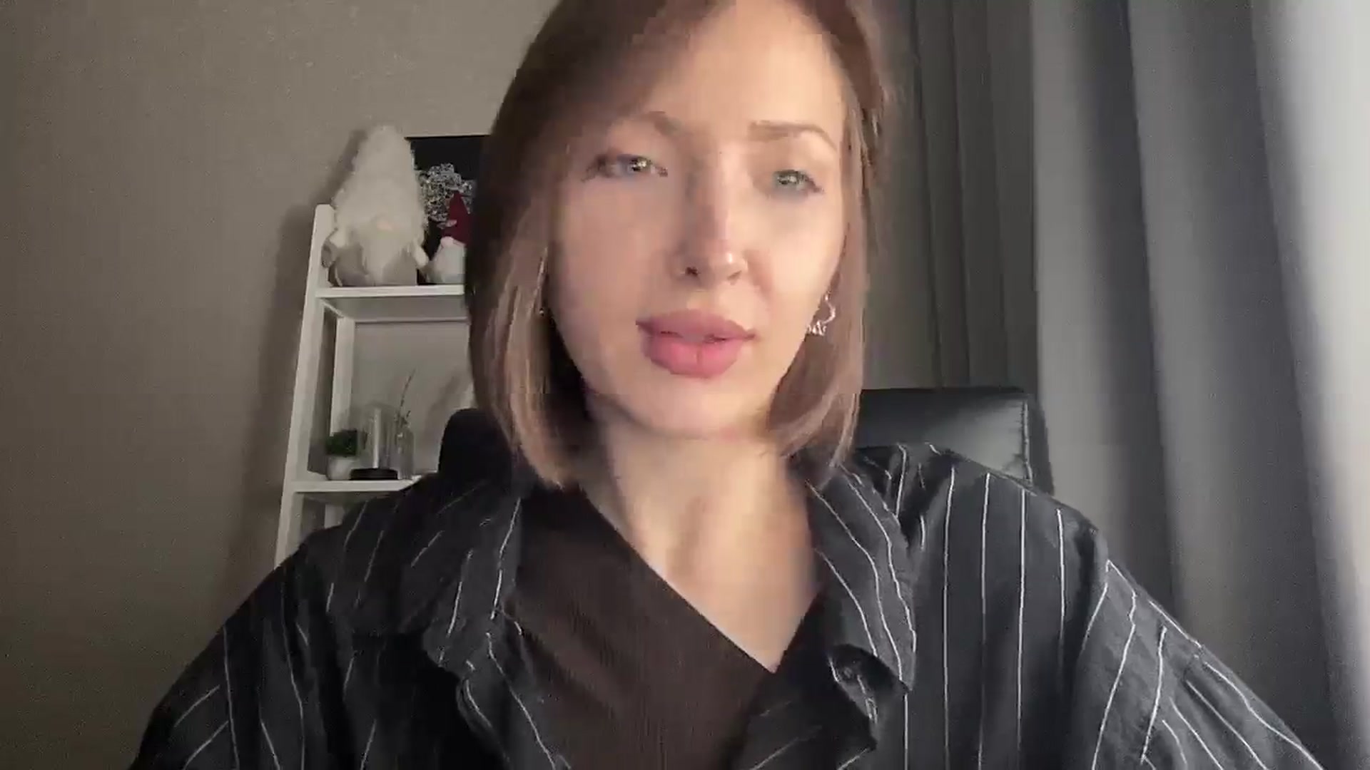 Gallery image thumbnail from Di_Pearl's myfreecams stream on, 12/19/2025, 17:10 image 17 of 20