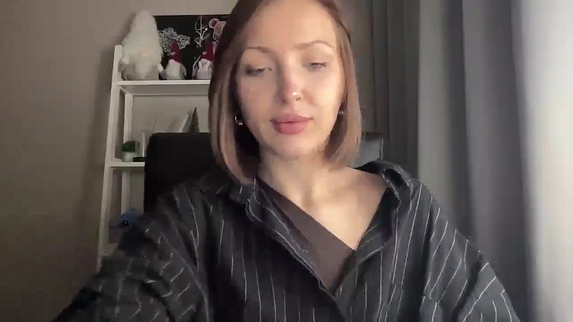 Gallery image thumbnail from Di_Pearl's myfreecams stream on, 12/19/2025, 17:10 image 2 of 20