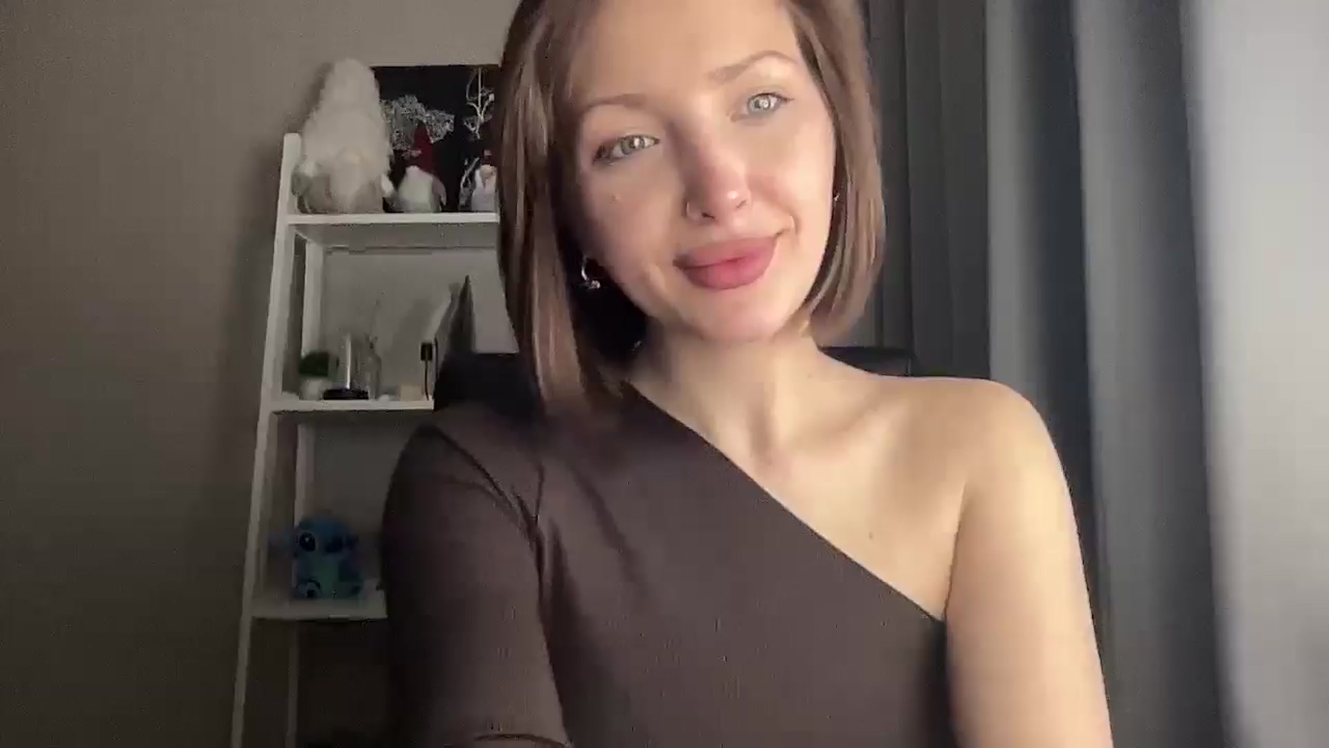 Gallery image thumbnail from Di_Pearl's myfreecams stream on, 12/19/2025, 23:32 image 18 of 20