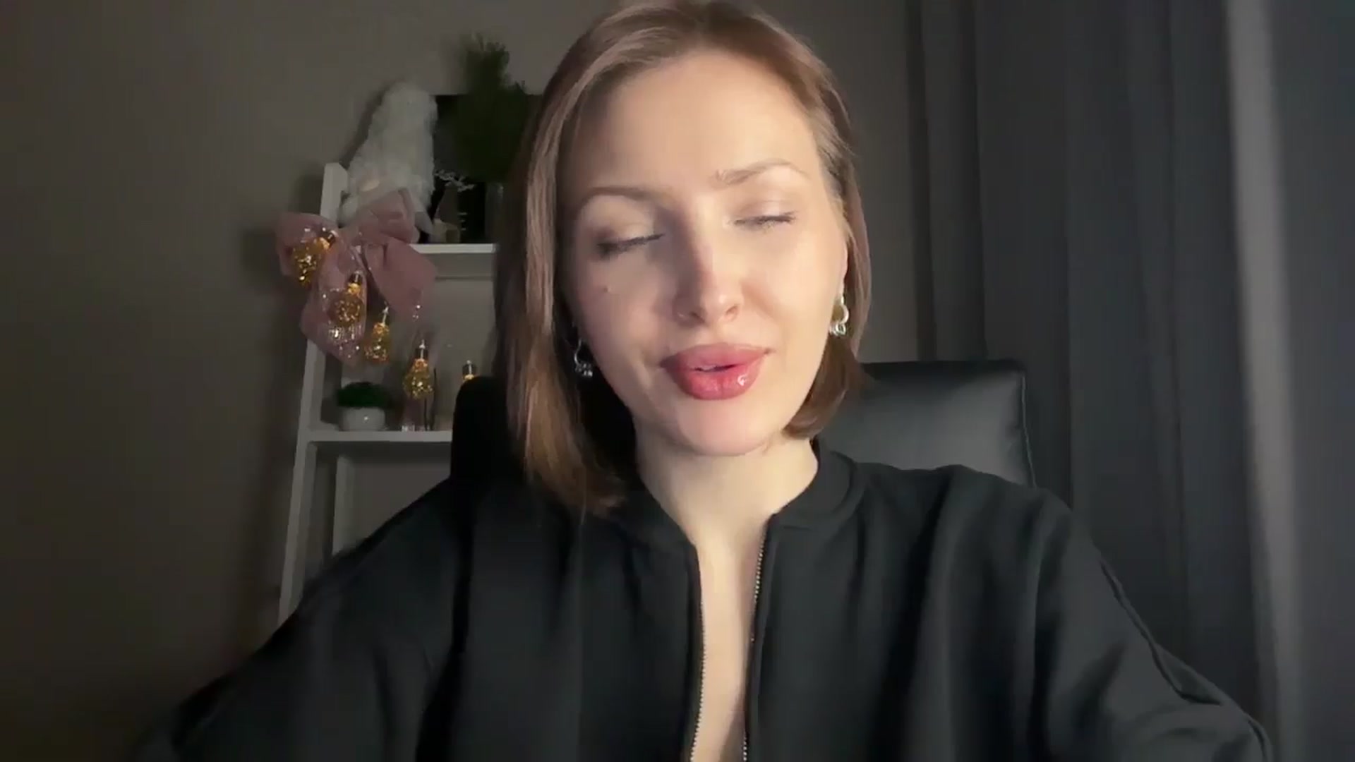 Gallery image thumbnail from Di_Pearl's myfreecams stream on, 12/27/2025, 18:10 image 9 of 20
