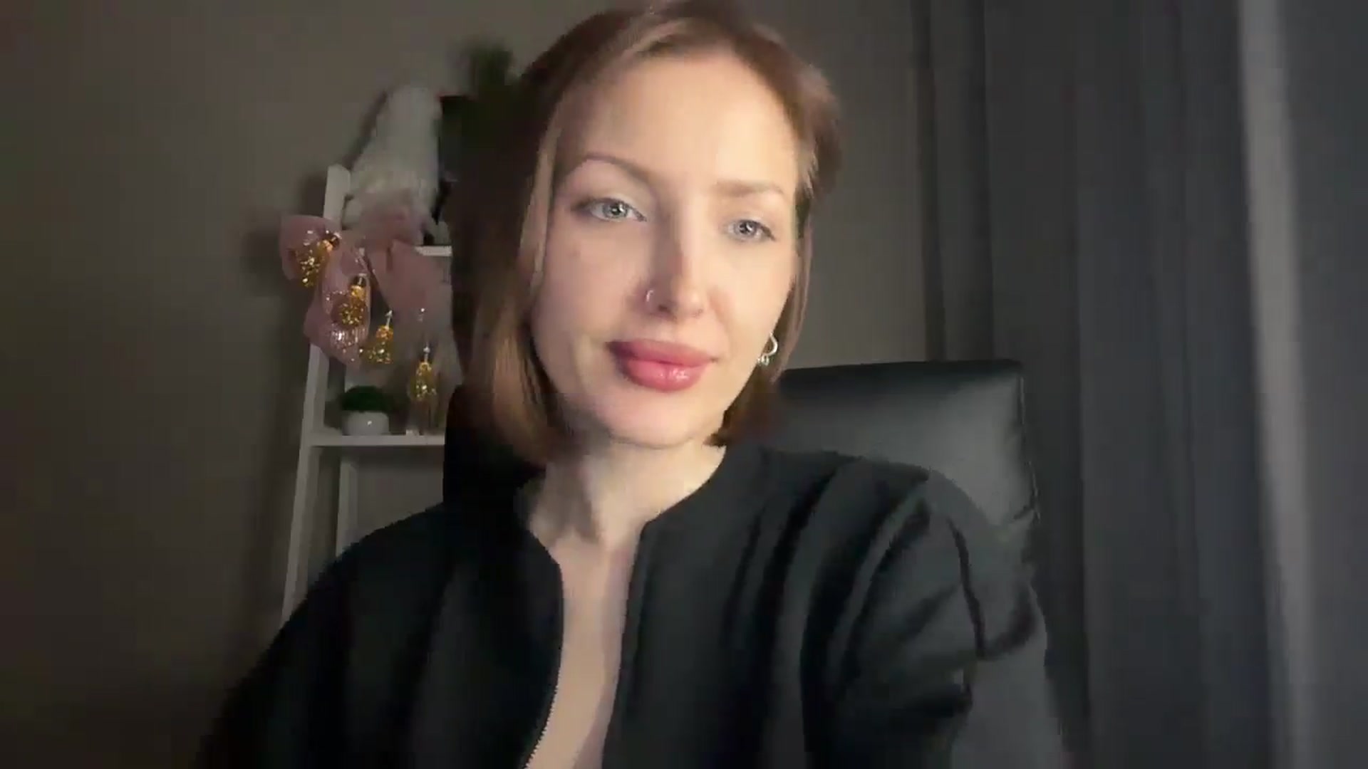 Gallery image thumbnail from Di_Pearl's myfreecams stream on, 12/27/2025, 18:10 image 13 of 20