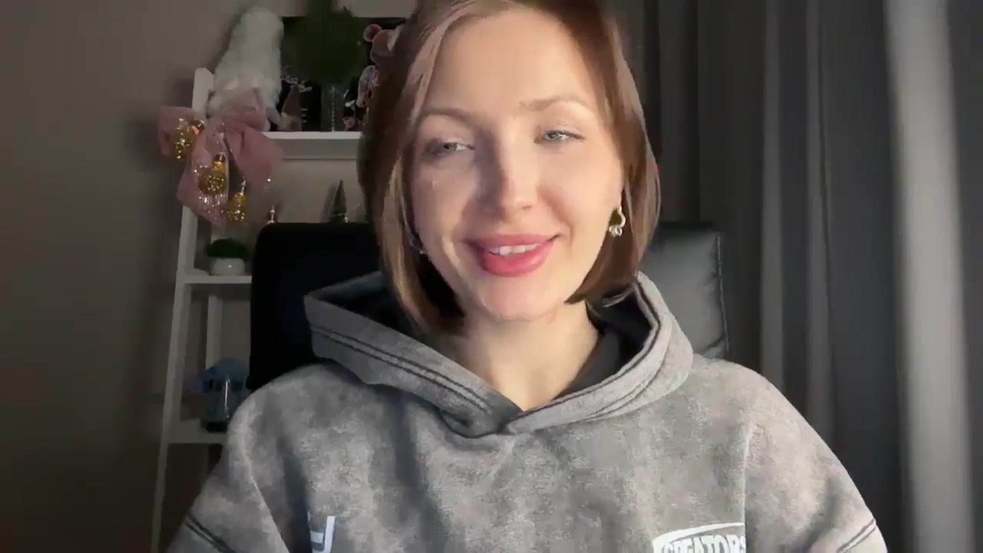 Gallery image thumbnail from Di_Pearl's myfreecams stream on, 12/28/2025, 18:37 image 20 of 20