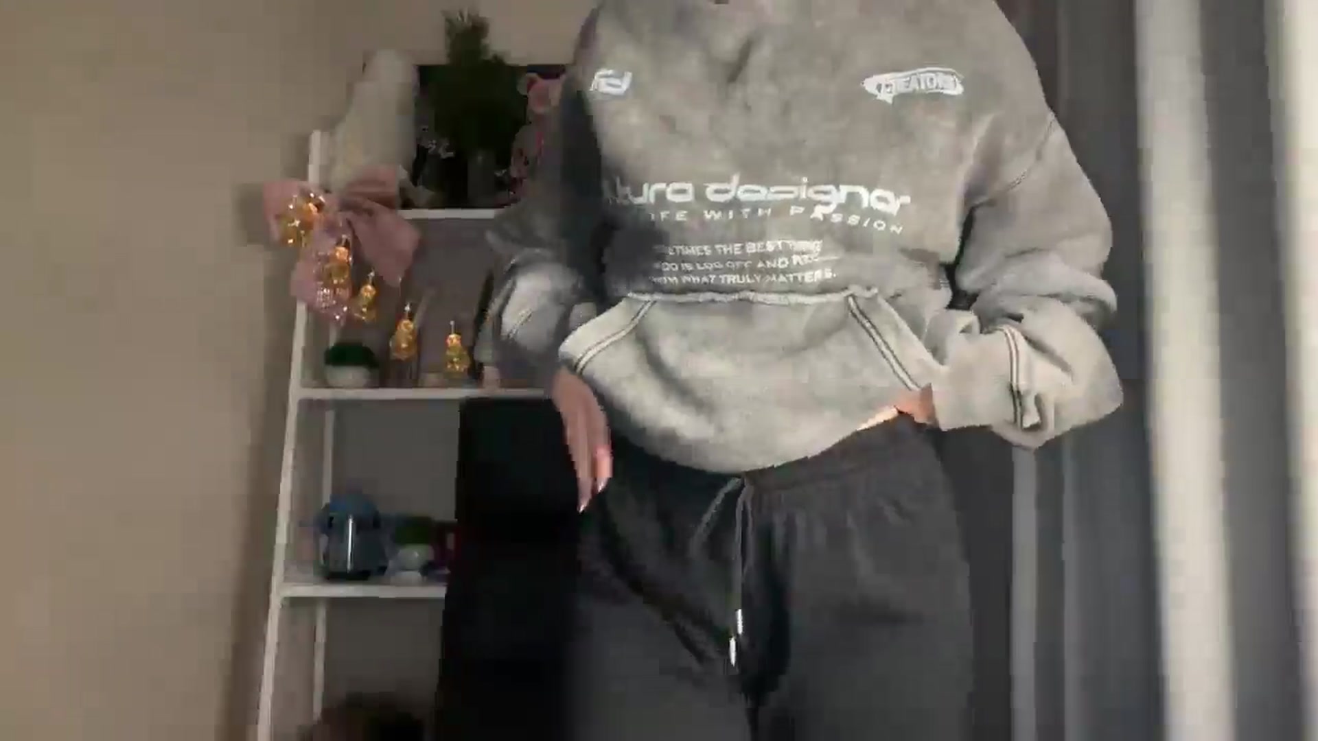 Gallery image thumbnail from Di_Pearl's myfreecams stream on, 12/28/2025, 18:37 image 18 of 20