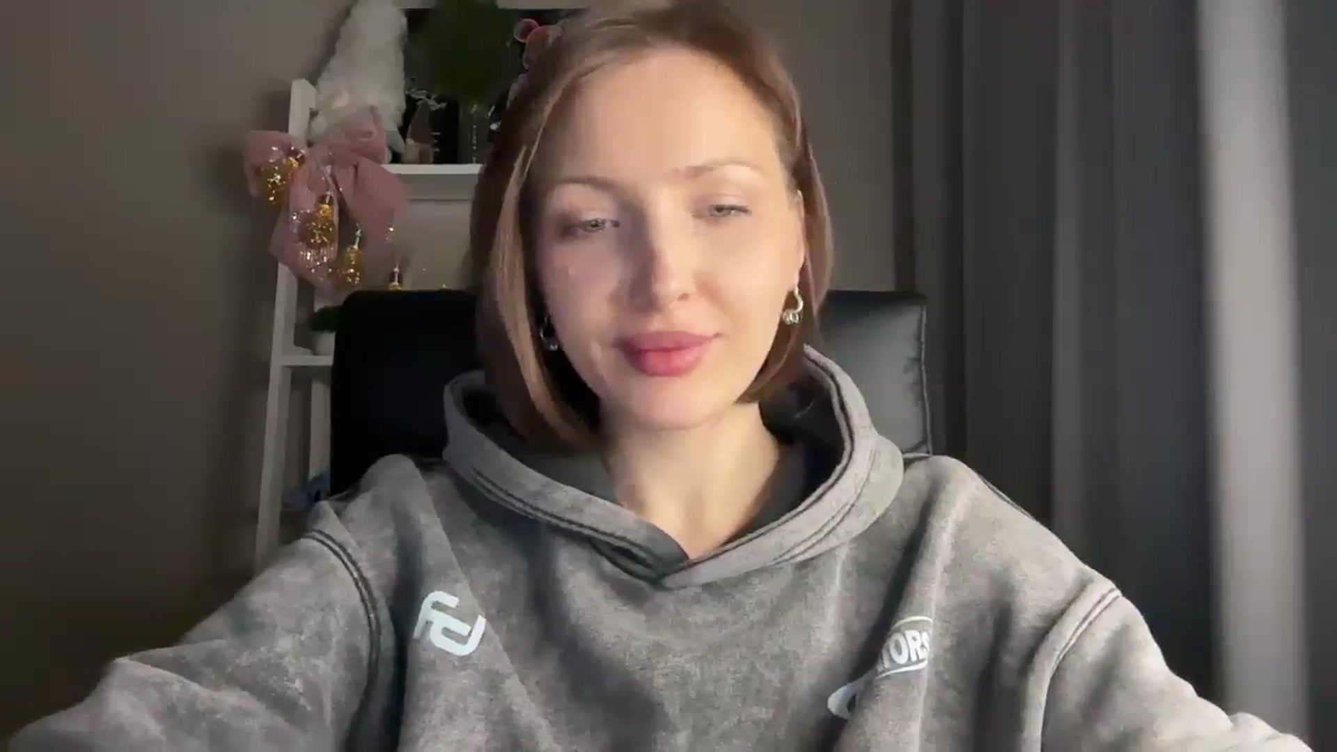 Gallery image thumbnail from Di_Pearl's myfreecams stream on, 12/28/2025, 22:10 image 10 of 20