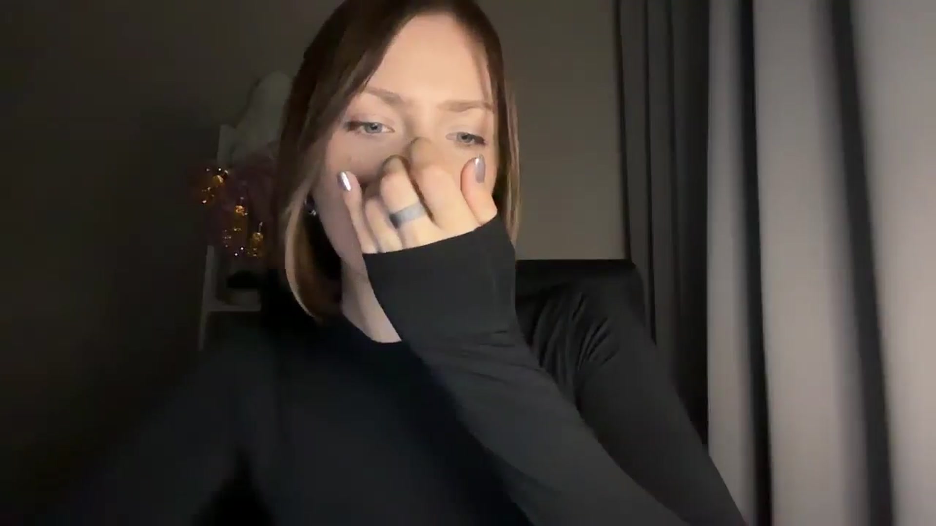 Gallery image thumbnail from Di_Pearl's myfreecams stream on, 12/29/2025, 18:02 image 8 of 20