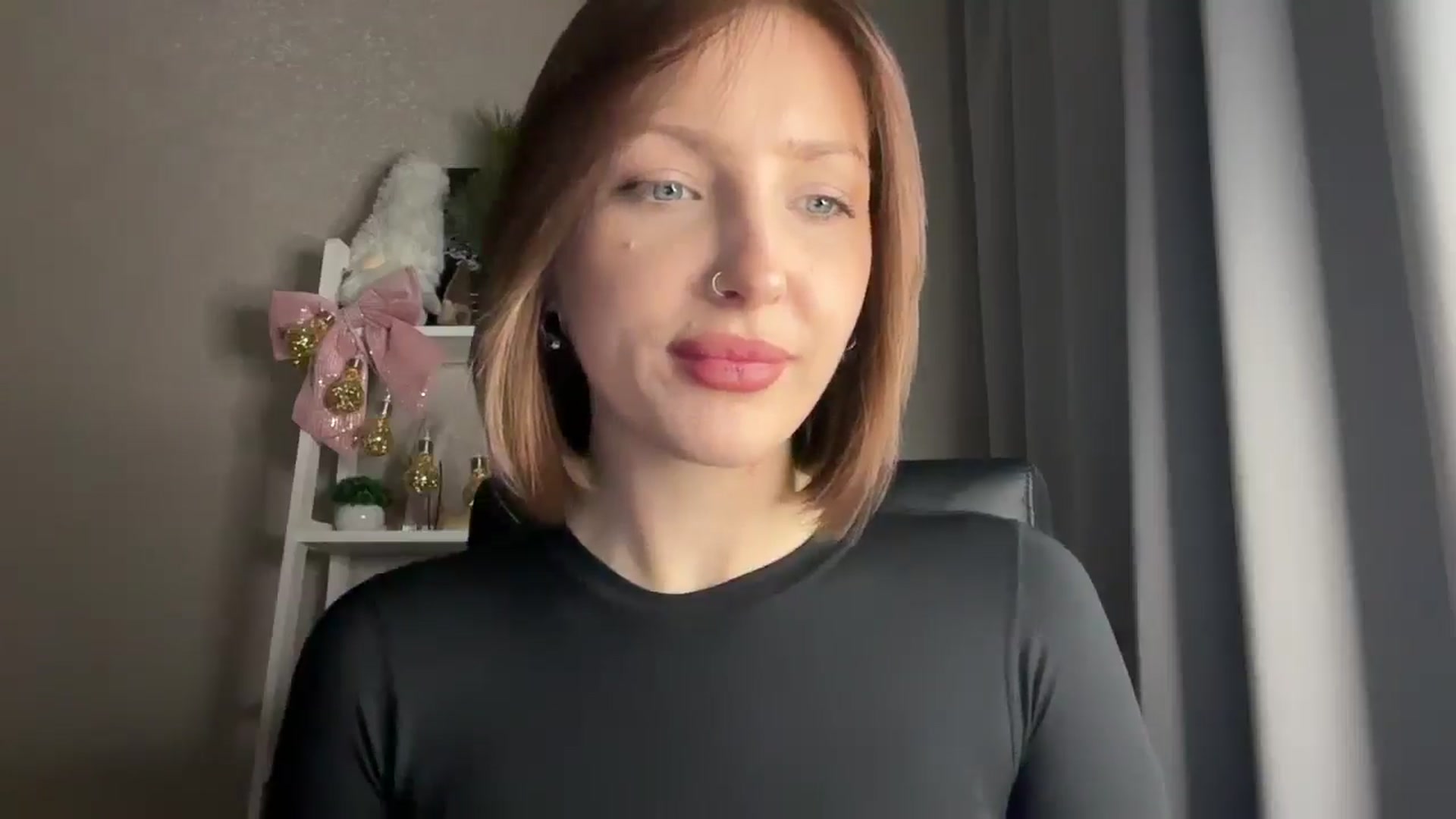 Gallery image thumbnail from Di_Pearl's myfreecams stream on, 12/29/2025, 18:02 image 15 of 20