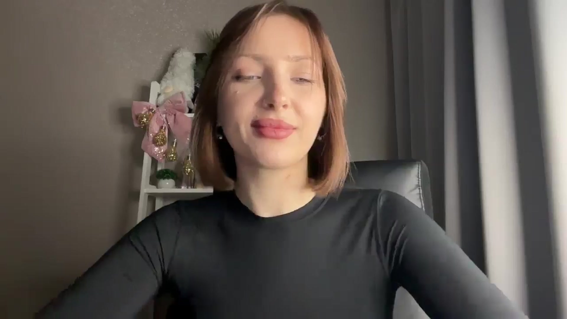 Gallery image thumbnail from Di_Pearl's myfreecams stream on, 12/29/2025, 18:02 image 12 of 20