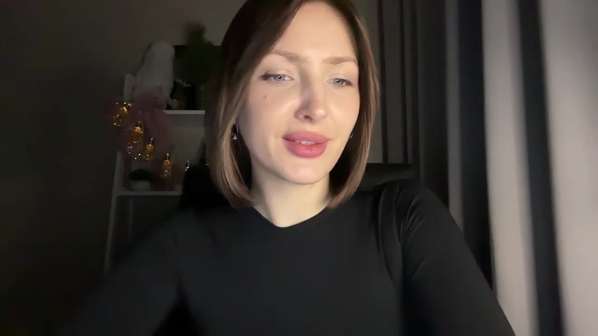 Gallery image thumbnail from Di_Pearl's myfreecams stream on, 12/29/2025, 21:46 image 12 of 20