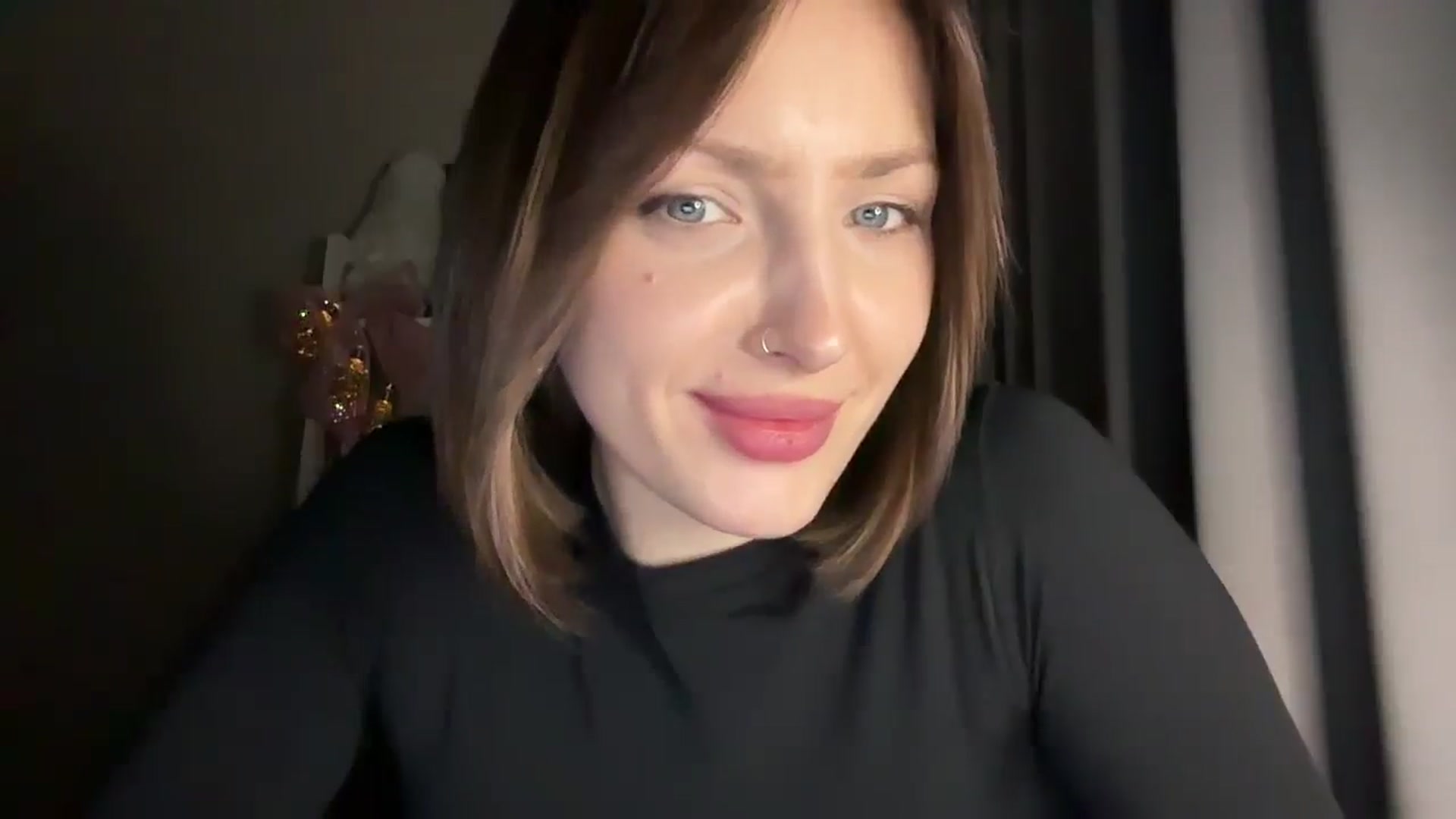 Gallery image thumbnail from Di_Pearl's myfreecams stream on, 12/29/2025, 21:46 image 20 of 20