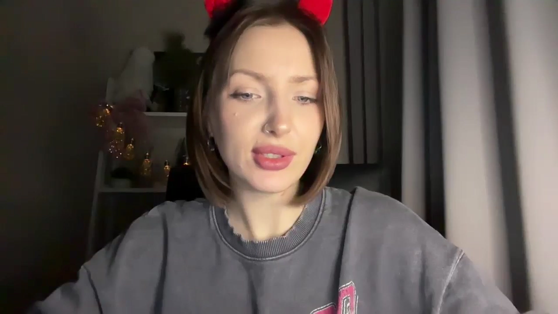Gallery image thumbnail from Di_Pearl's myfreecams stream on, 12/30/2025, 17:14 image 6 of 20