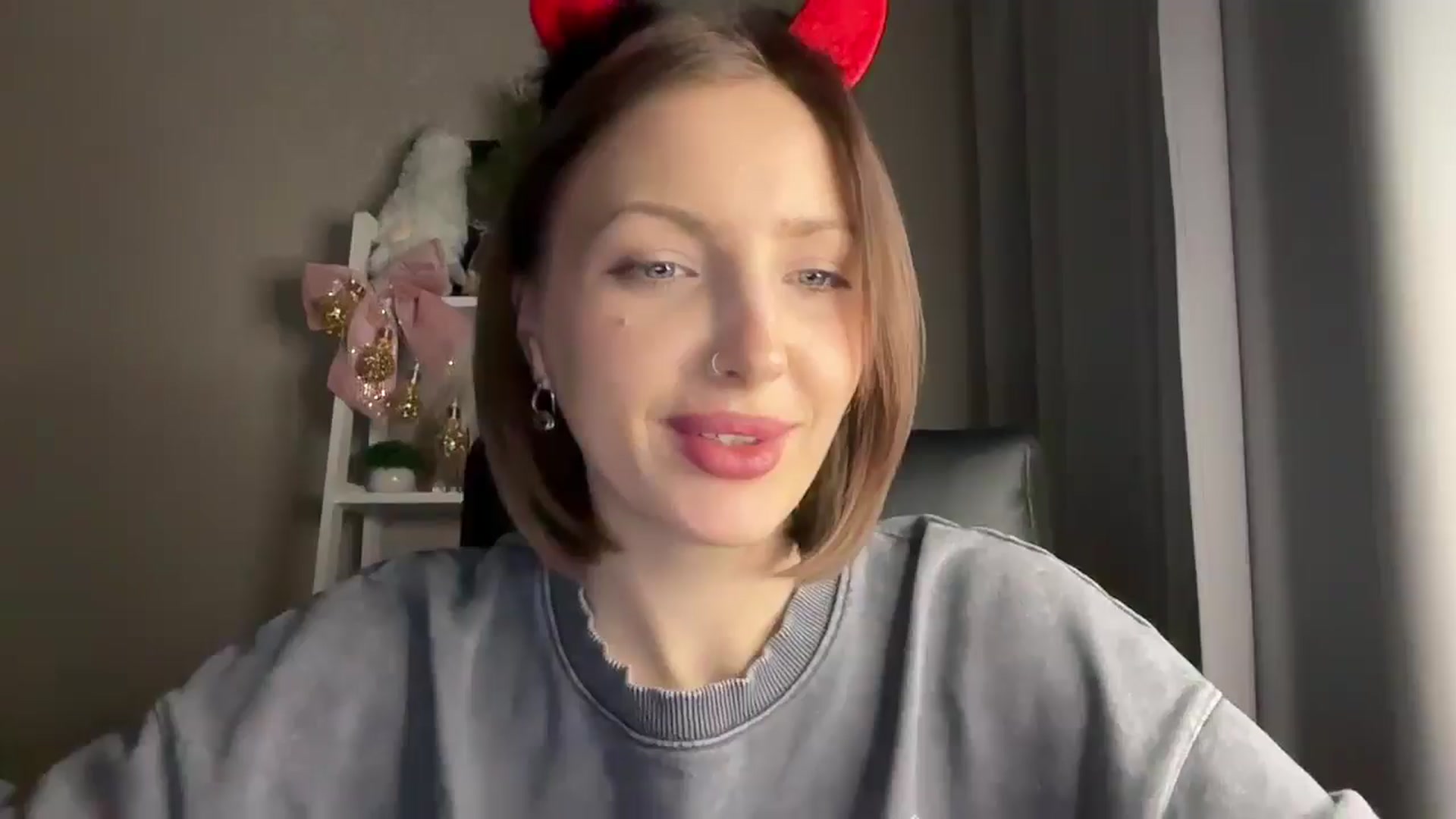 Gallery image thumbnail from Di_Pearl's myfreecams stream on, 12/30/2025, 18:24 image 20 of 20