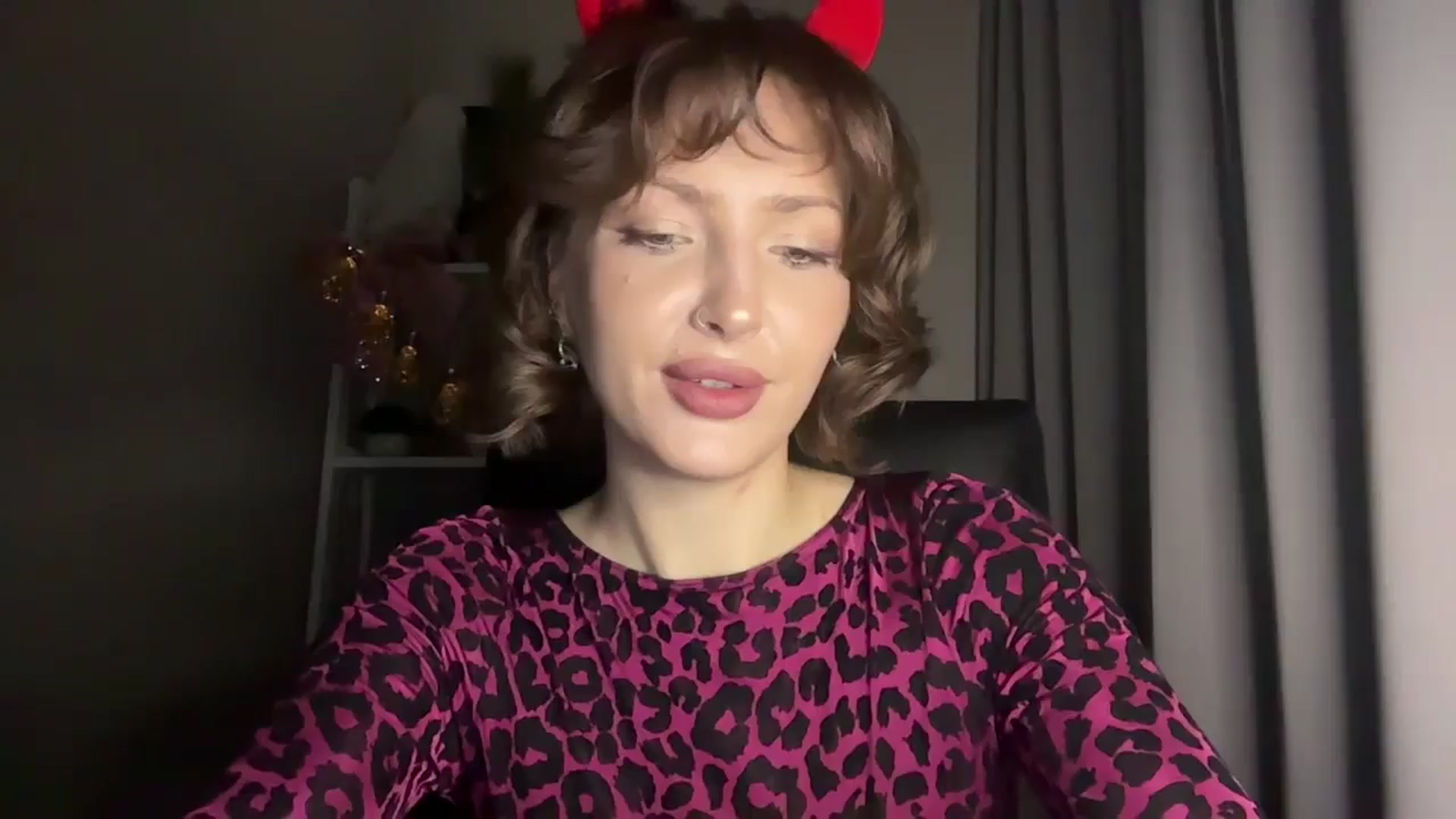 Gallery image thumbnail from Di_Pearl's myfreecams stream on, 12/31/2025, 14:07 image 12 of 20