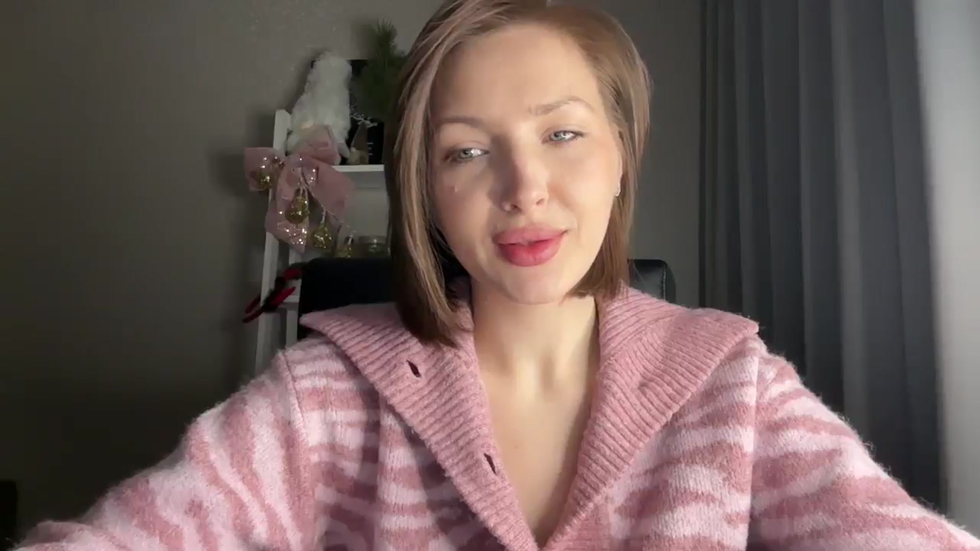 Gallery image thumbnail from Di_Pearl's myfreecams stream on, 01/04/2026, 20:22 image 2 of 20