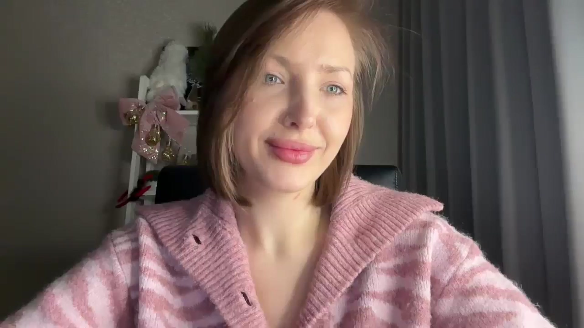 Gallery image thumbnail from Di_Pearl's myfreecams stream on, 01/04/2026, 20:22 image 12 of 20