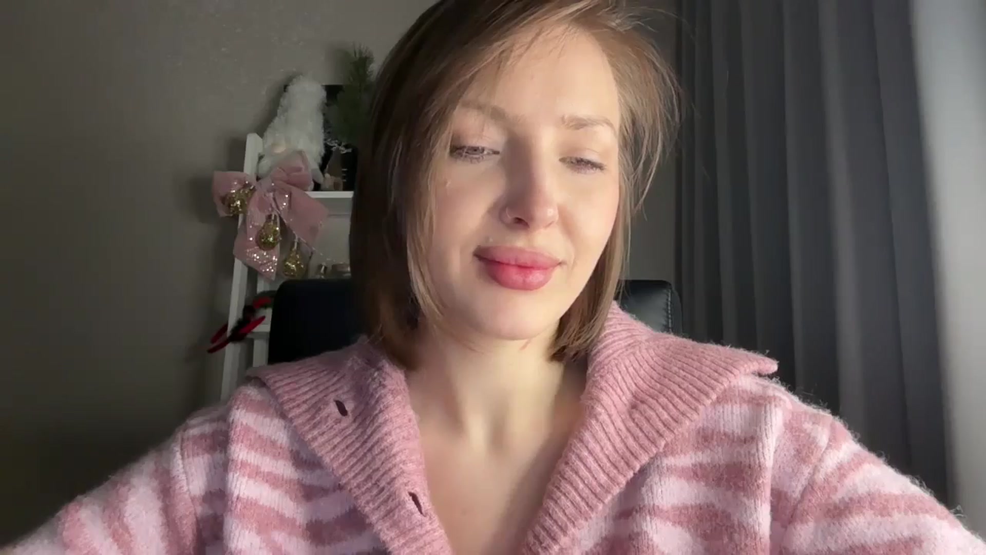 Gallery image thumbnail from Di_Pearl's myfreecams stream on, 01/04/2026, 20:22 image 8 of 20