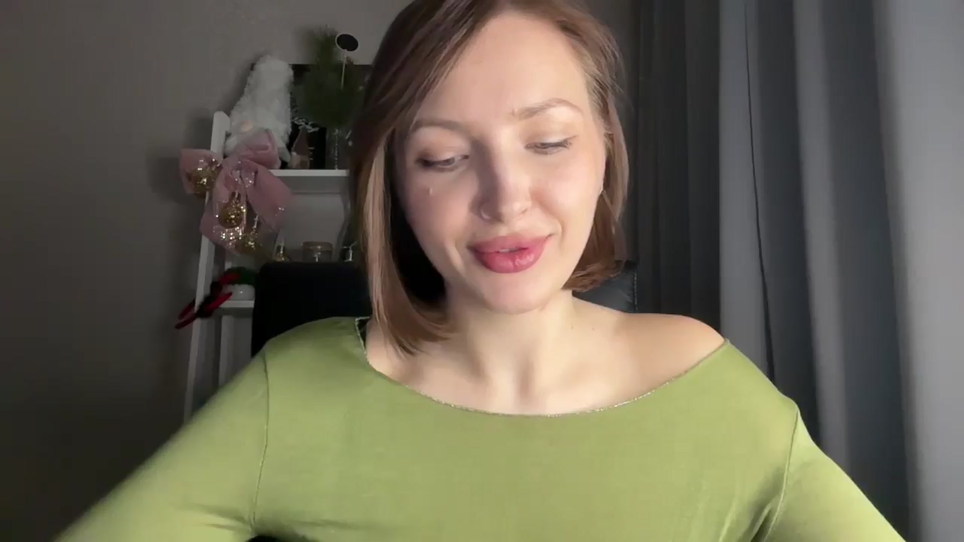 Gallery image thumbnail from Di_Pearl's myfreecams stream on, 01/05/2026, 21:18 image 7 of 20