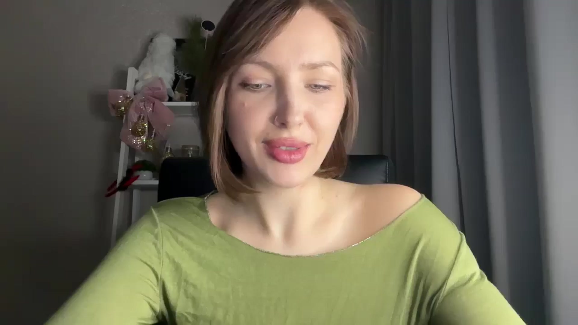 Gallery image thumbnail from Di_Pearl's myfreecams stream on, 01/05/2026, 21:18 image 9 of 20