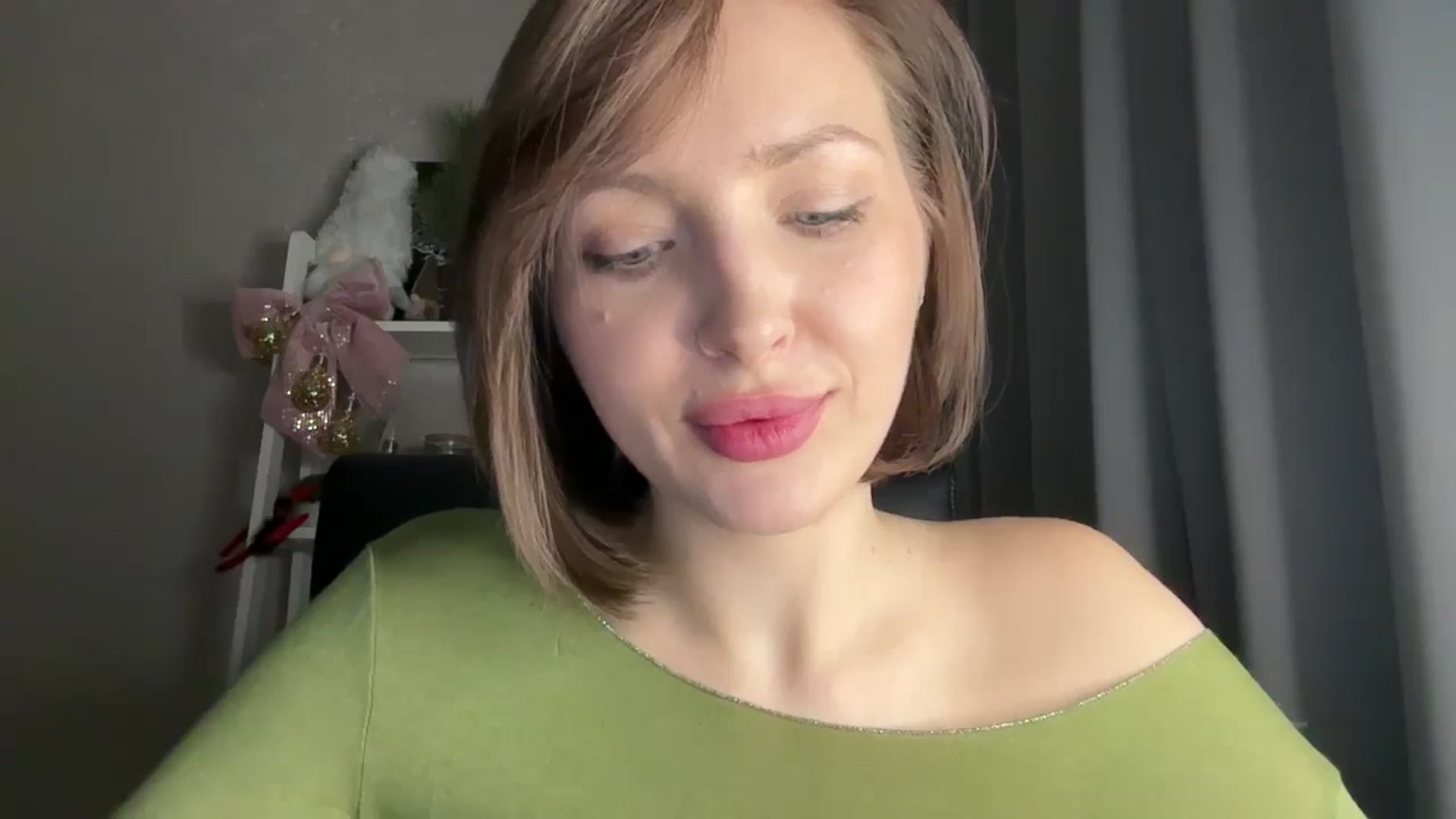 Gallery image thumbnail from Di_Pearl's myfreecams stream on, 01/05/2026, 22:49 image 16 of 20