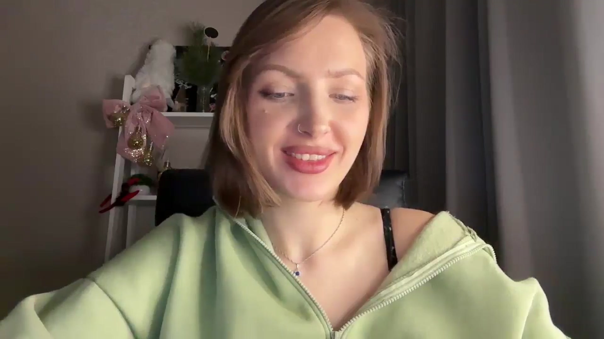 Gallery image thumbnail from Di_Pearl's myfreecams stream on, 01/11/2026, 24:02 image 11 of 20