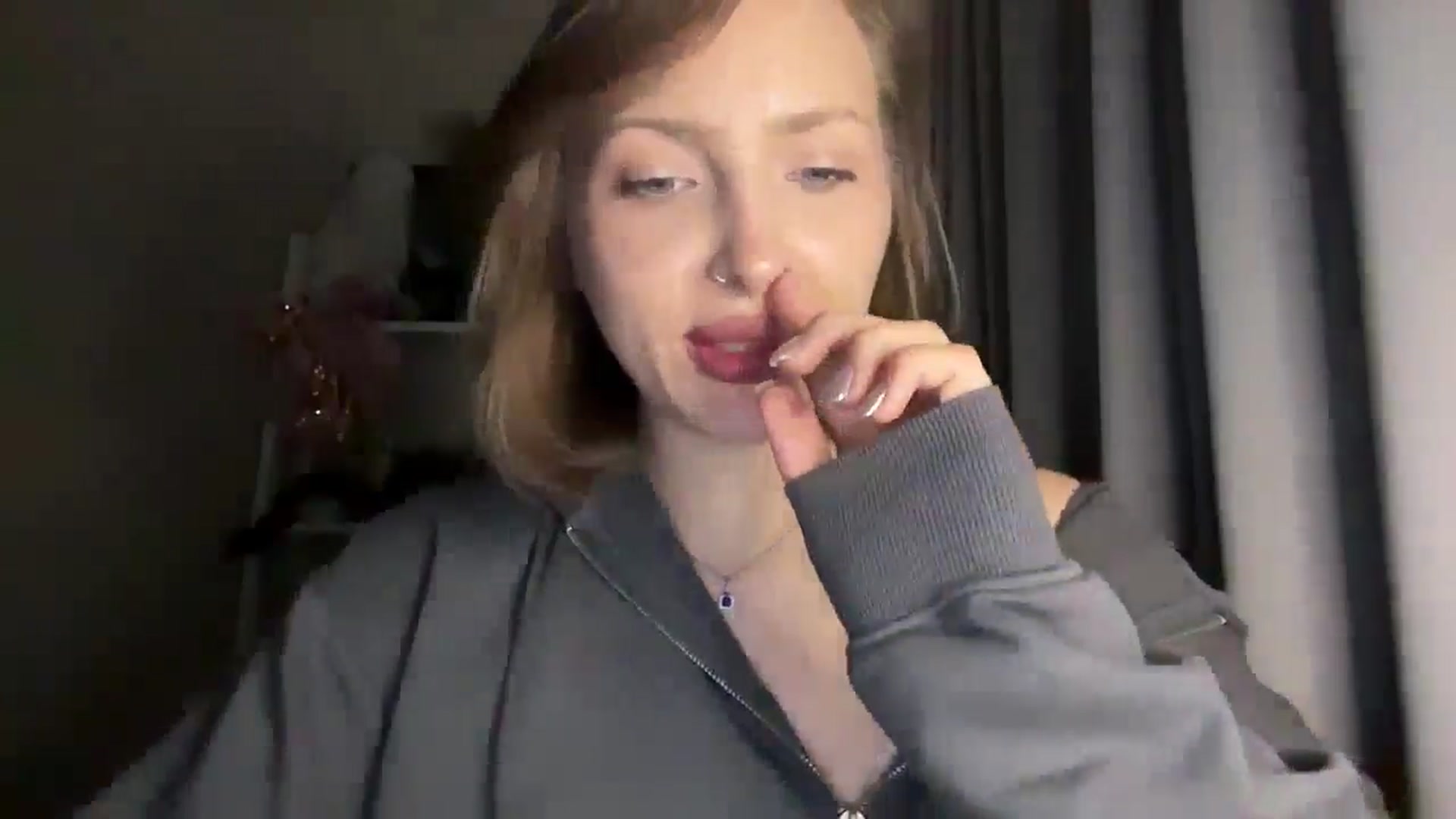 Gallery image thumbnail from Di_Pearl's myfreecams stream on, 01/12/2026, 22:41 image 18 of 20