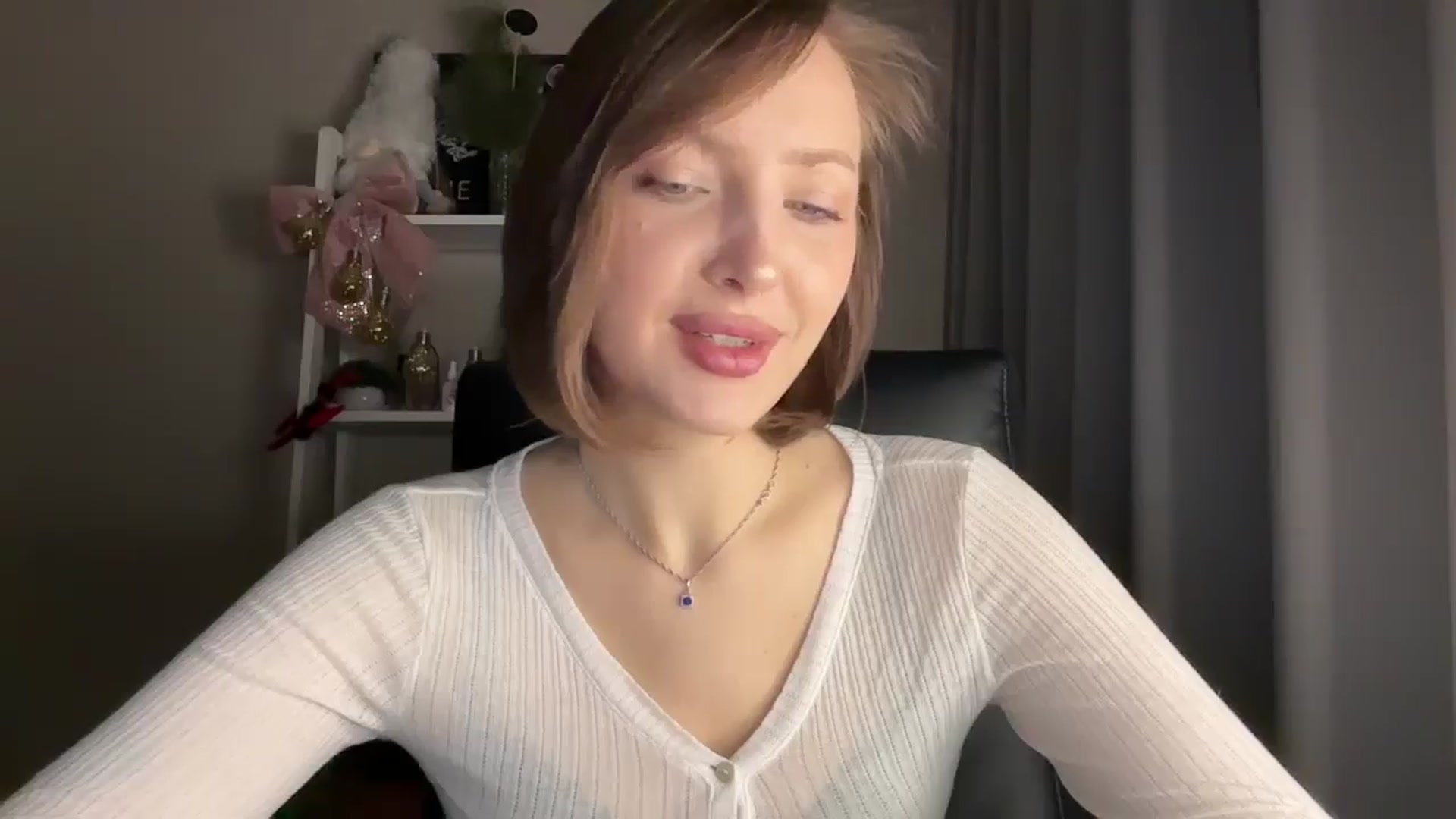 Gallery image thumbnail from Di_Pearl's myfreecams stream on, 01/15/2026, 18:34 image 3 of 20