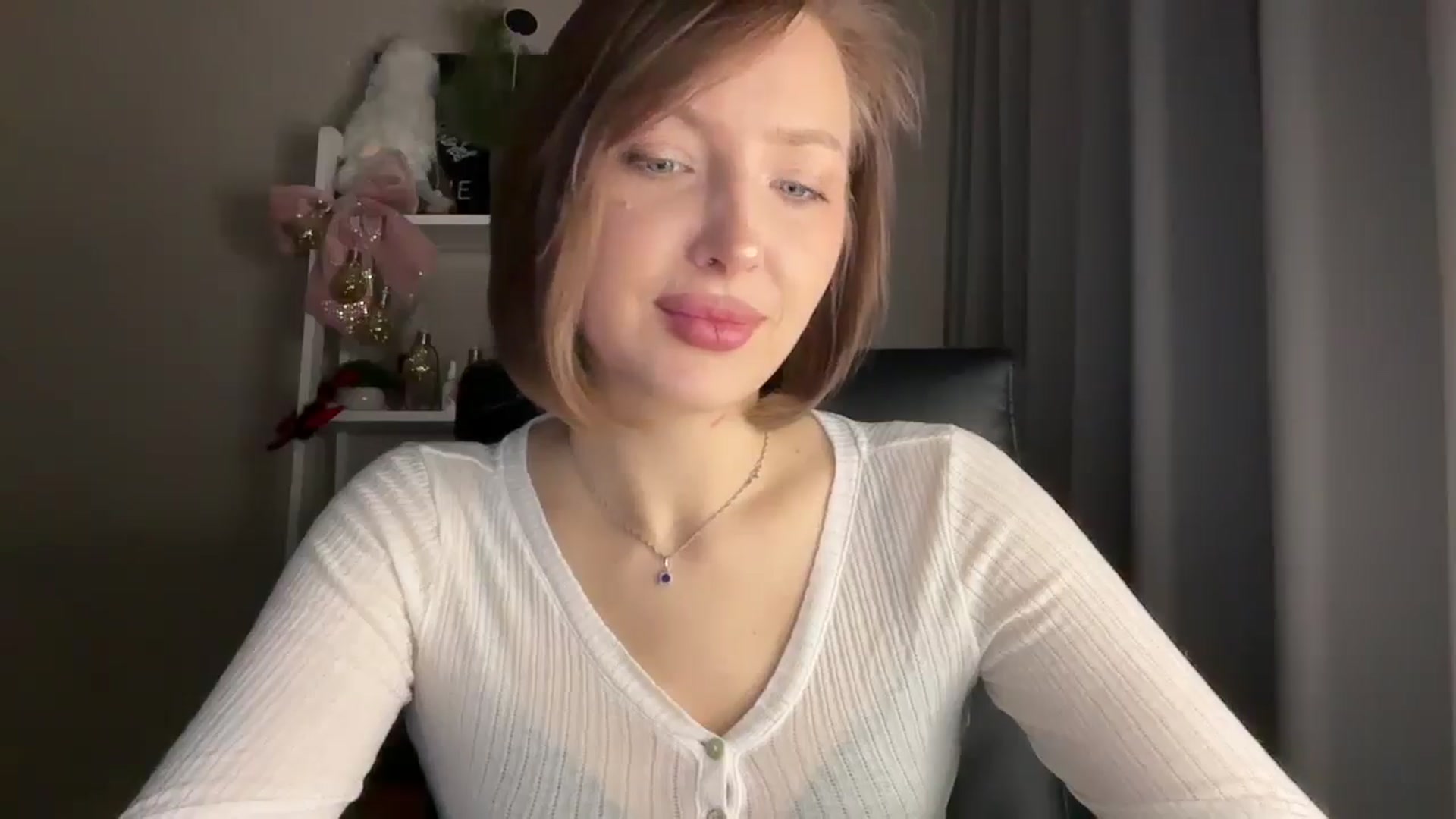 Gallery image thumbnail from Di_Pearl's myfreecams stream on, 01/15/2026, 18:34 image 2 of 20