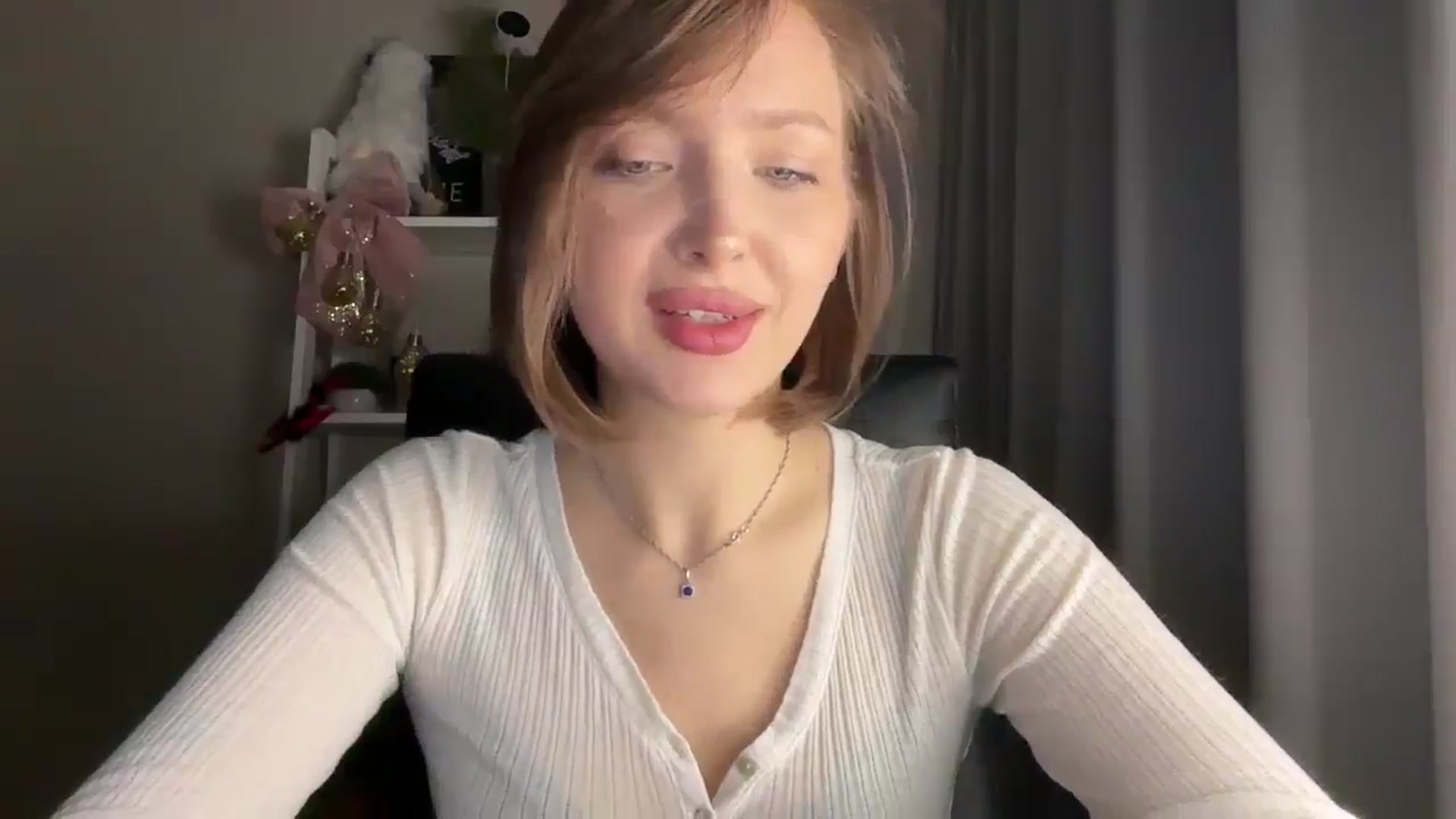 Gallery image thumbnail from Di_Pearl's myfreecams stream on, 01/15/2026, 18:34 image 16 of 20