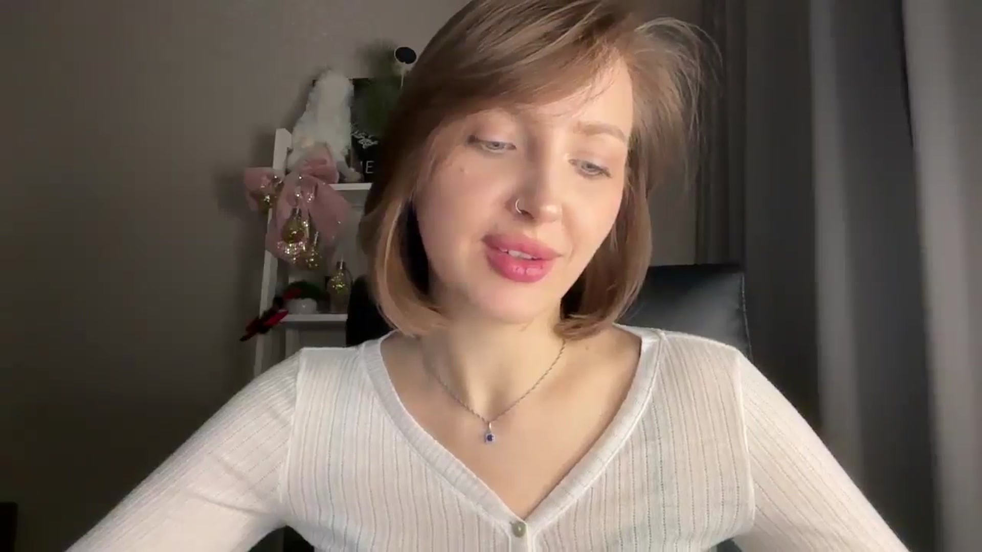 Gallery image thumbnail from Di_Pearl's myfreecams stream on, 01/15/2026, 23:07 image 18 of 20