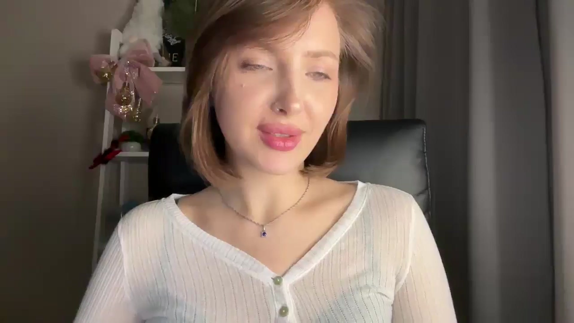 Gallery image thumbnail from Di_Pearl's myfreecams stream on, 01/15/2026, 23:07 image 20 of 20