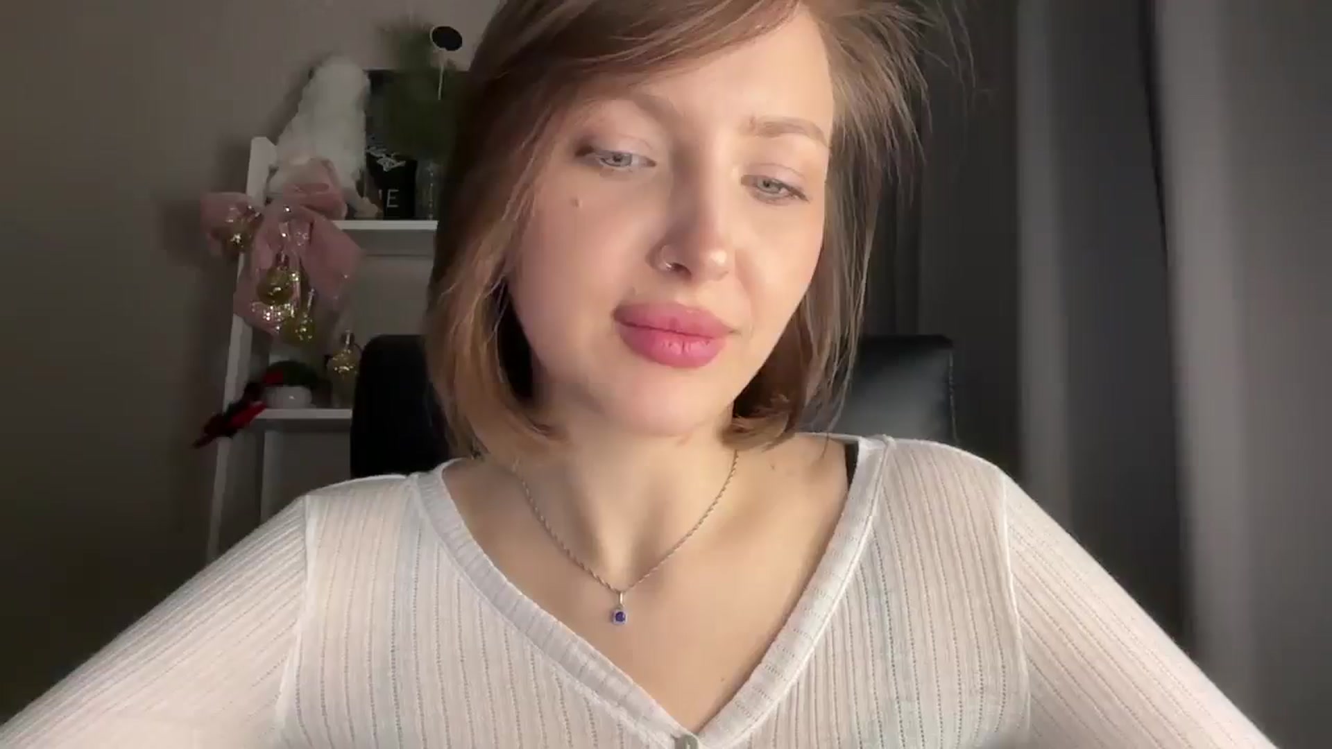 Gallery image thumbnail from Di_Pearl's myfreecams stream on, 01/15/2026, 23:07 image 11 of 20