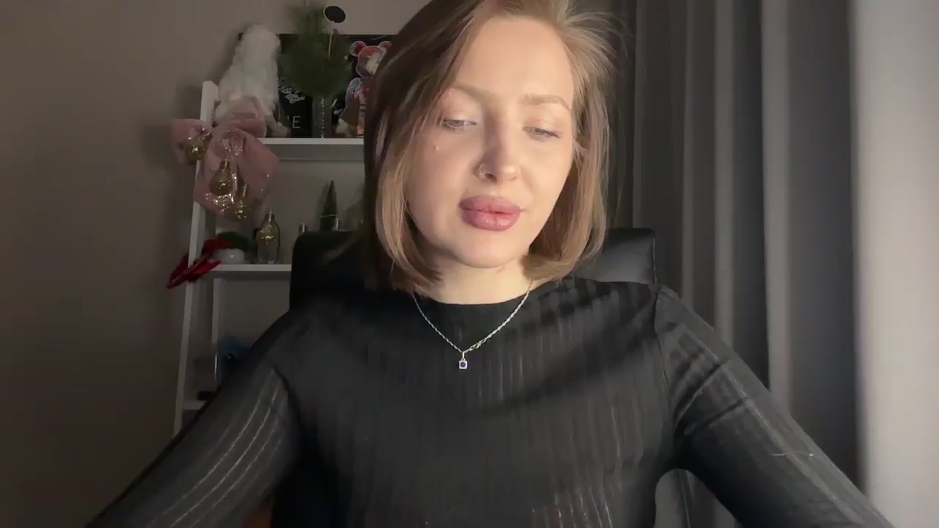 Gallery image thumbnail from Di_Pearl's myfreecams stream on, 01/16/2026, 18:02 image 5 of 20