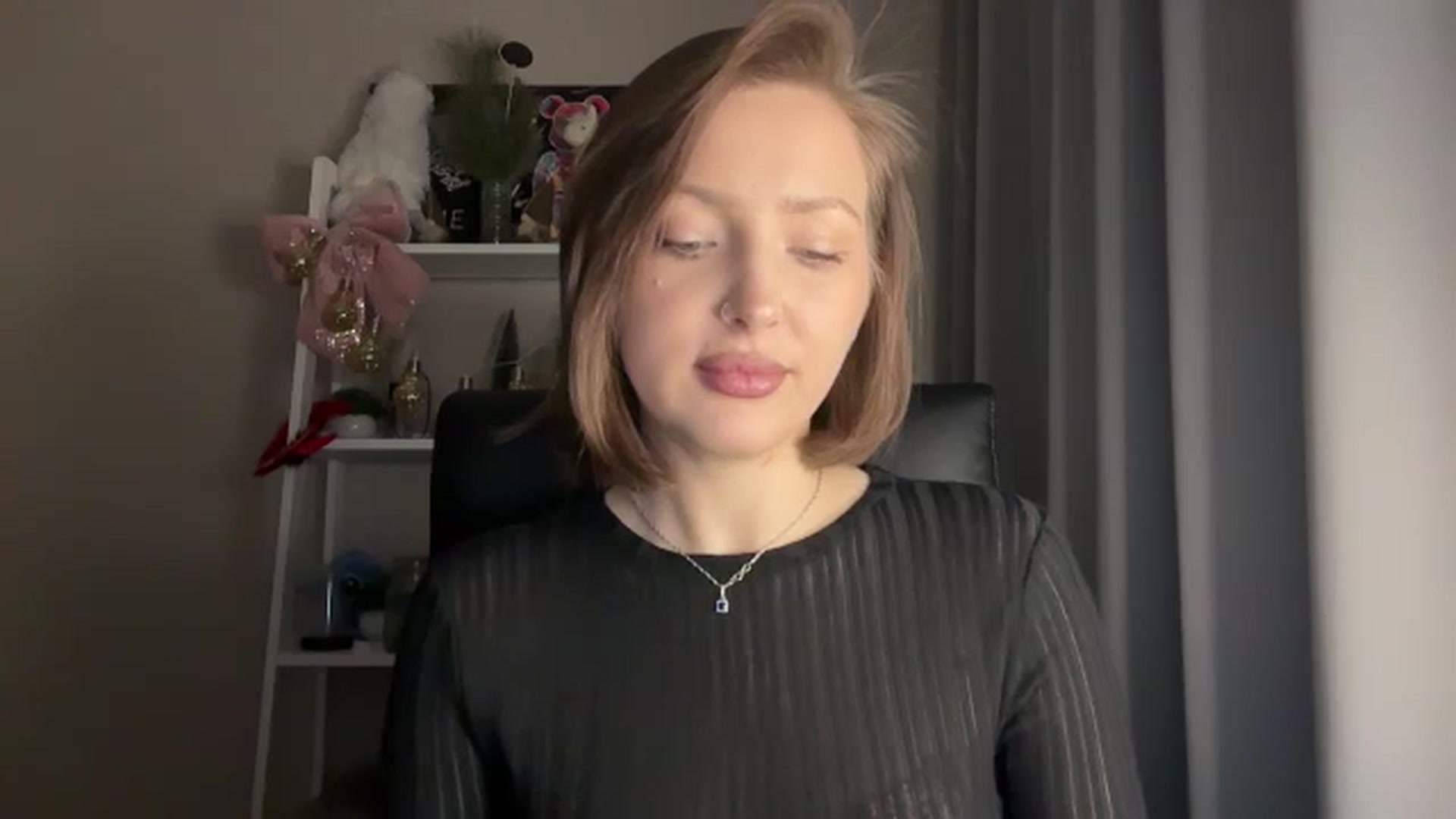 Gallery image thumbnail from Di_Pearl's myfreecams stream on, 01/16/2026, 18:02 image 7 of 20
