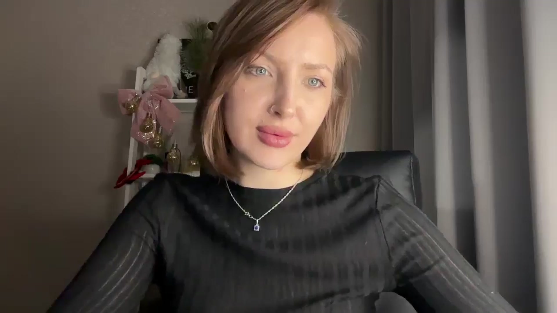 Gallery image thumbnail from Di_Pearl's myfreecams stream on, 01/16/2026, 23:40 image 19 of 20