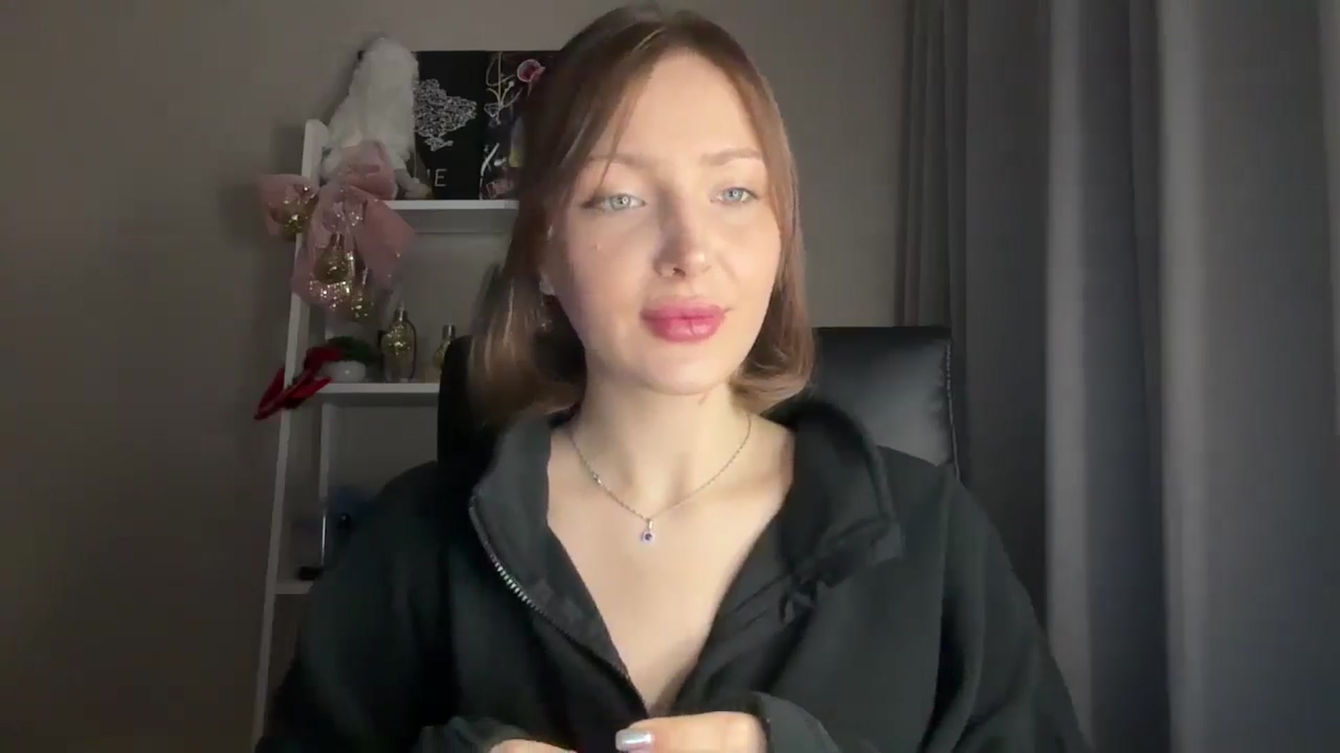 Gallery image thumbnail from Di_Pearl's myfreecams stream on, 01/20/2026, 18:07 image 3 of 20