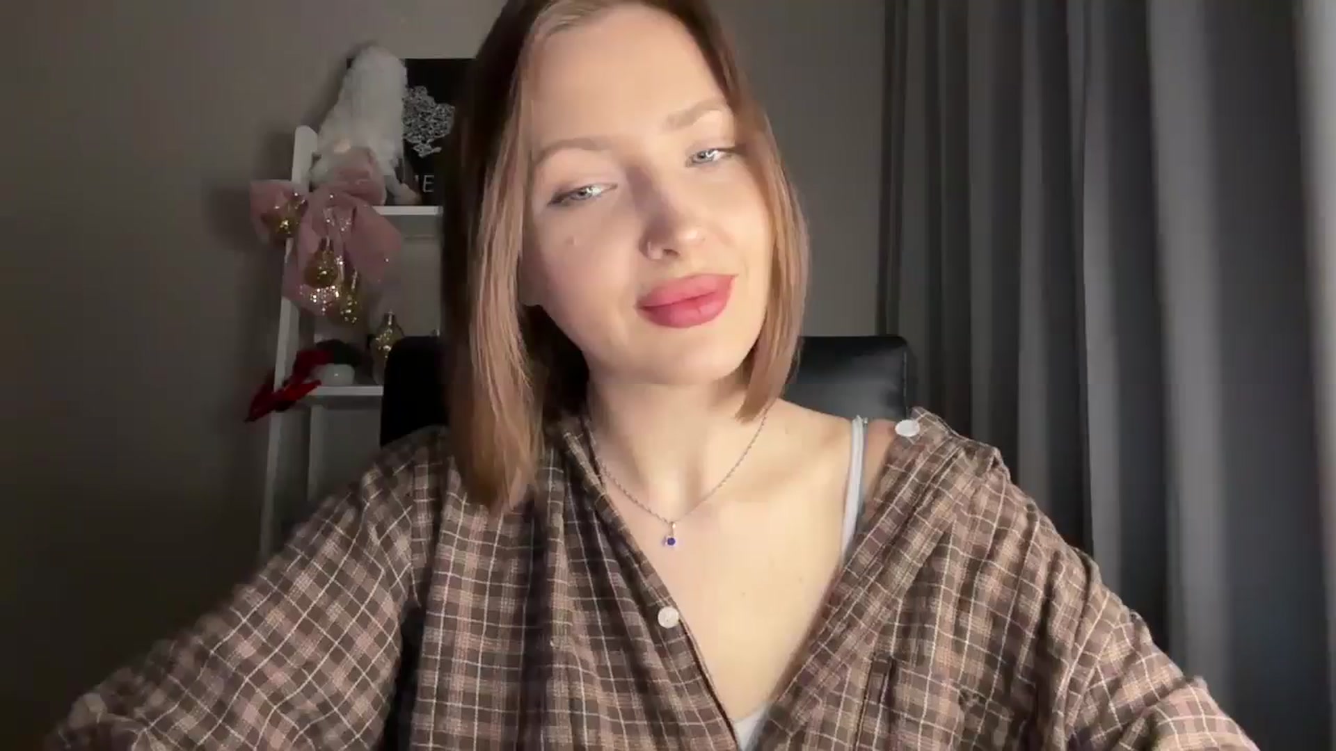 Gallery image thumbnail from Di_Pearl's myfreecams stream on, 01/21/2026, 21:19 image 7 of 20