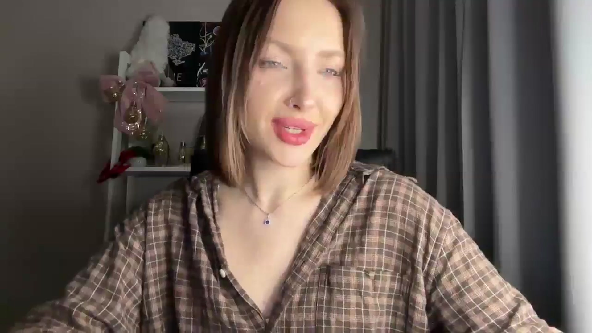Gallery image thumbnail from Di_Pearl's myfreecams stream on, 01/21/2026, 22:45 image 7 of 20