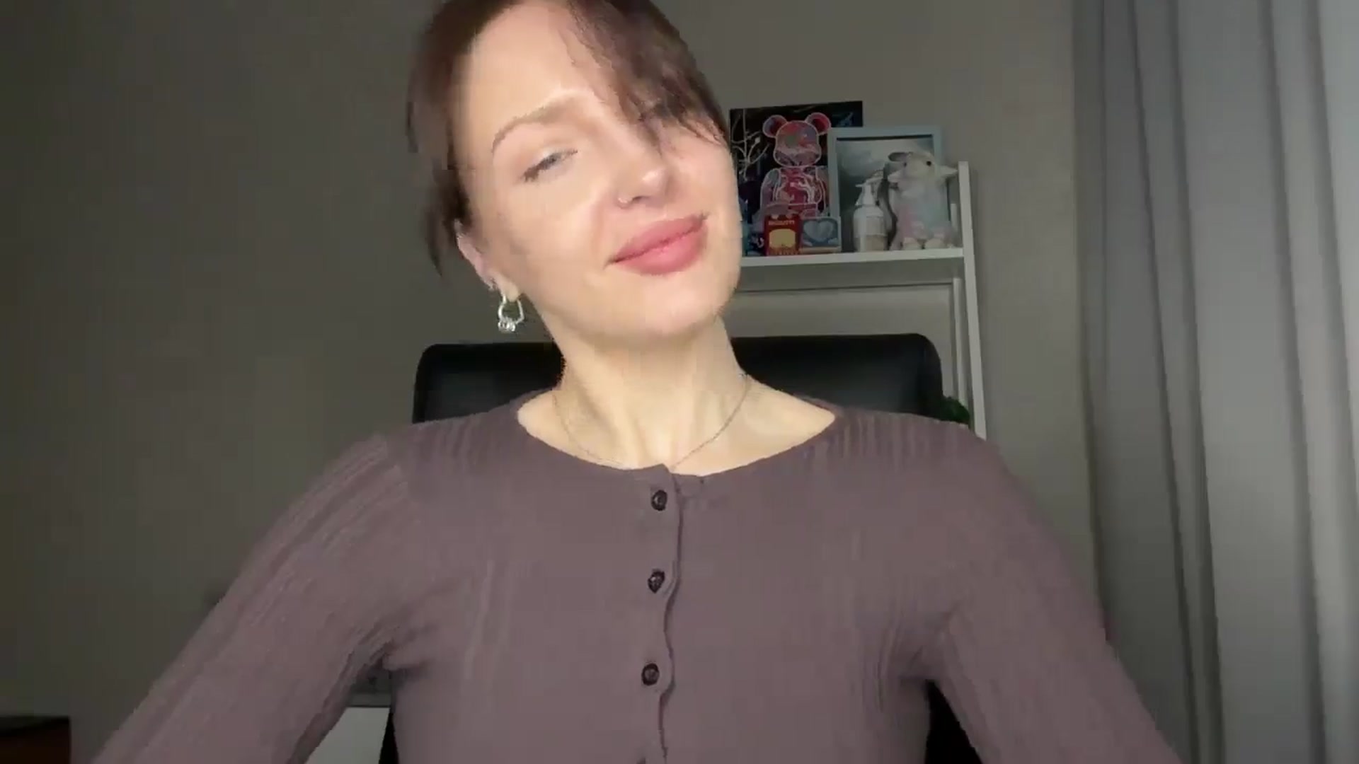 Gallery image thumbnail from Di_Pearl's myfreecams stream on, 03/21/2026, 23:44 image 14 of 20