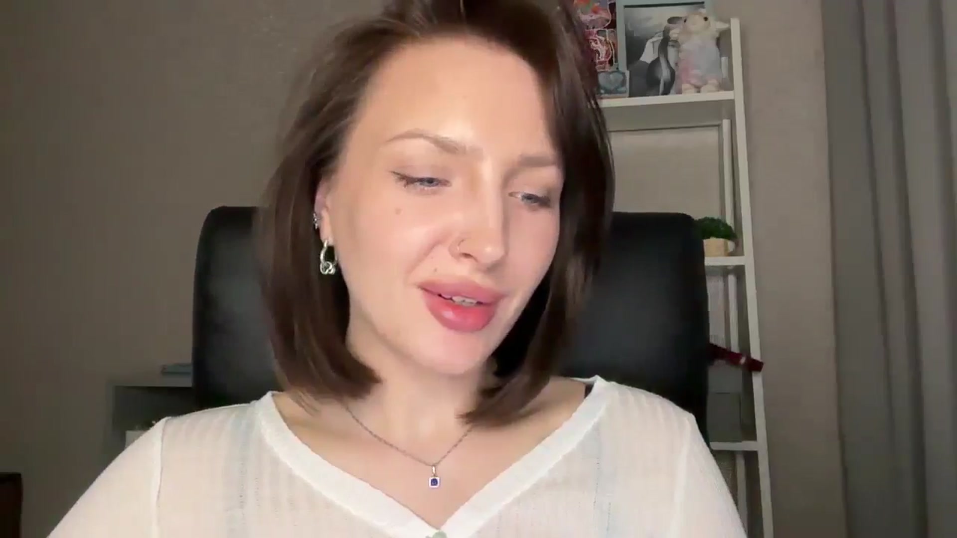Gallery image thumbnail from Di_Pearl's myfreecams stream on, 03/24/2026, 23:20 image 3 of 20