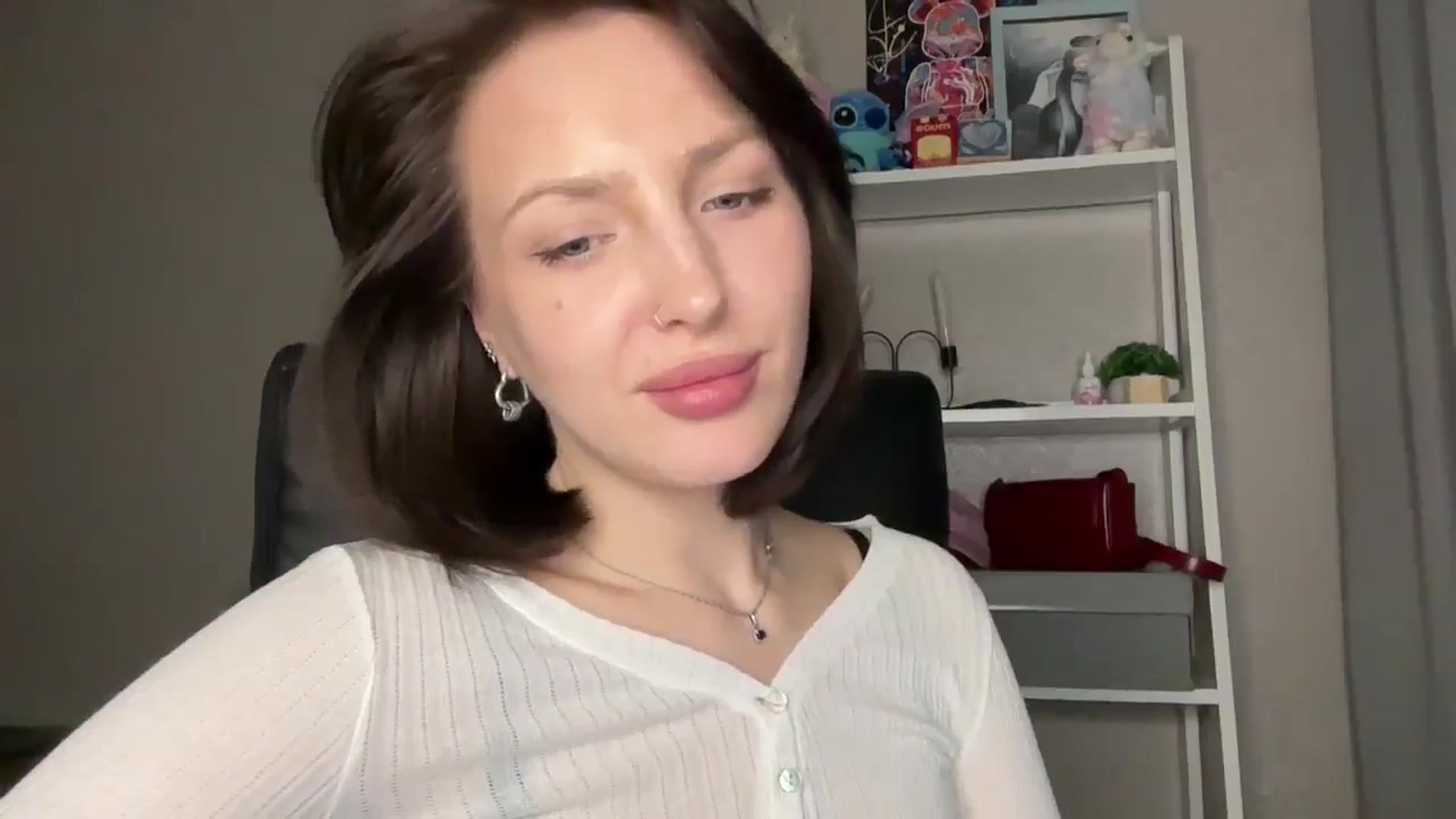 Gallery image thumbnail from Di_Pearl's myfreecams stream on, 03/24/2026, 23:20 image 19 of 20
