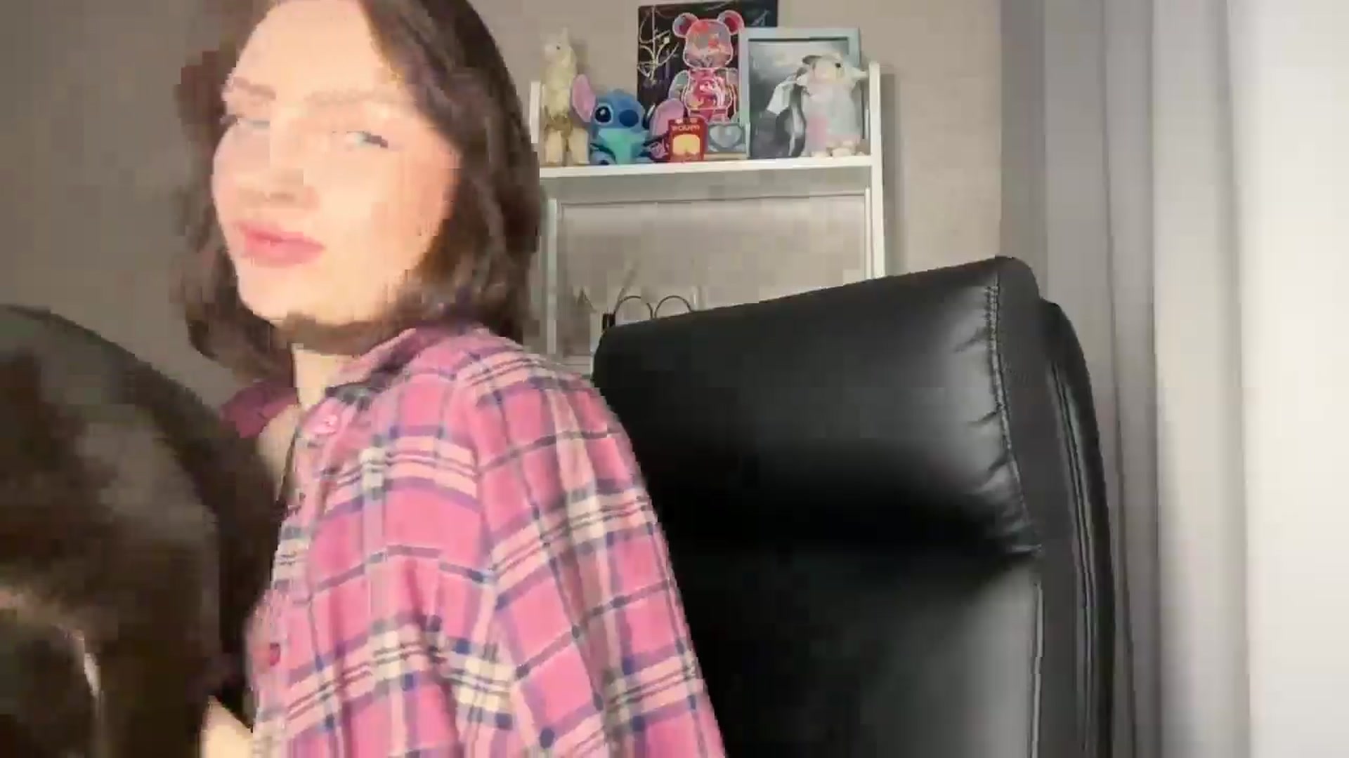 Gallery image thumbnail from Di_Pearl's myfreecams stream on, 03/27/2026, 23:07 image 3 of 20