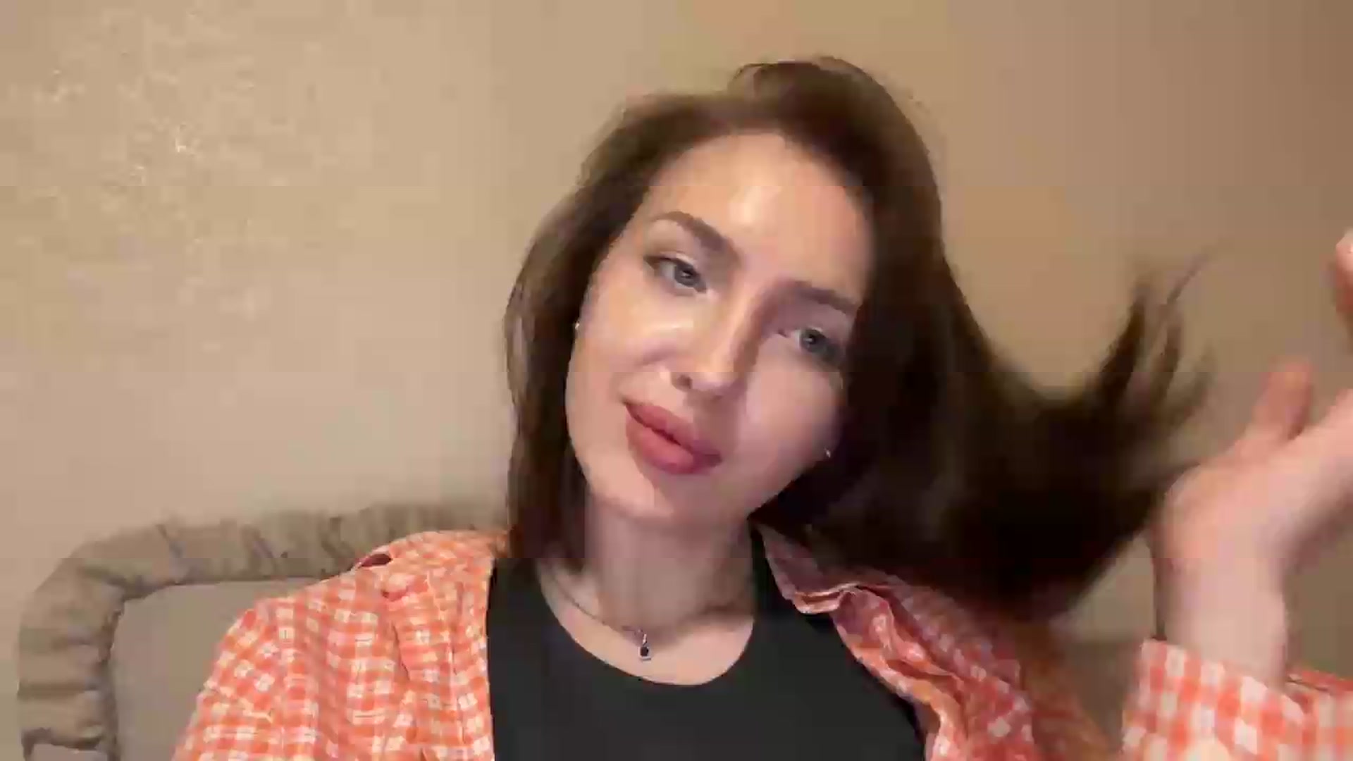 Gallery image thumbnail from Di_Pearl's myfreecams stream on, 05/11/2026, 22:37 image 10 of 20