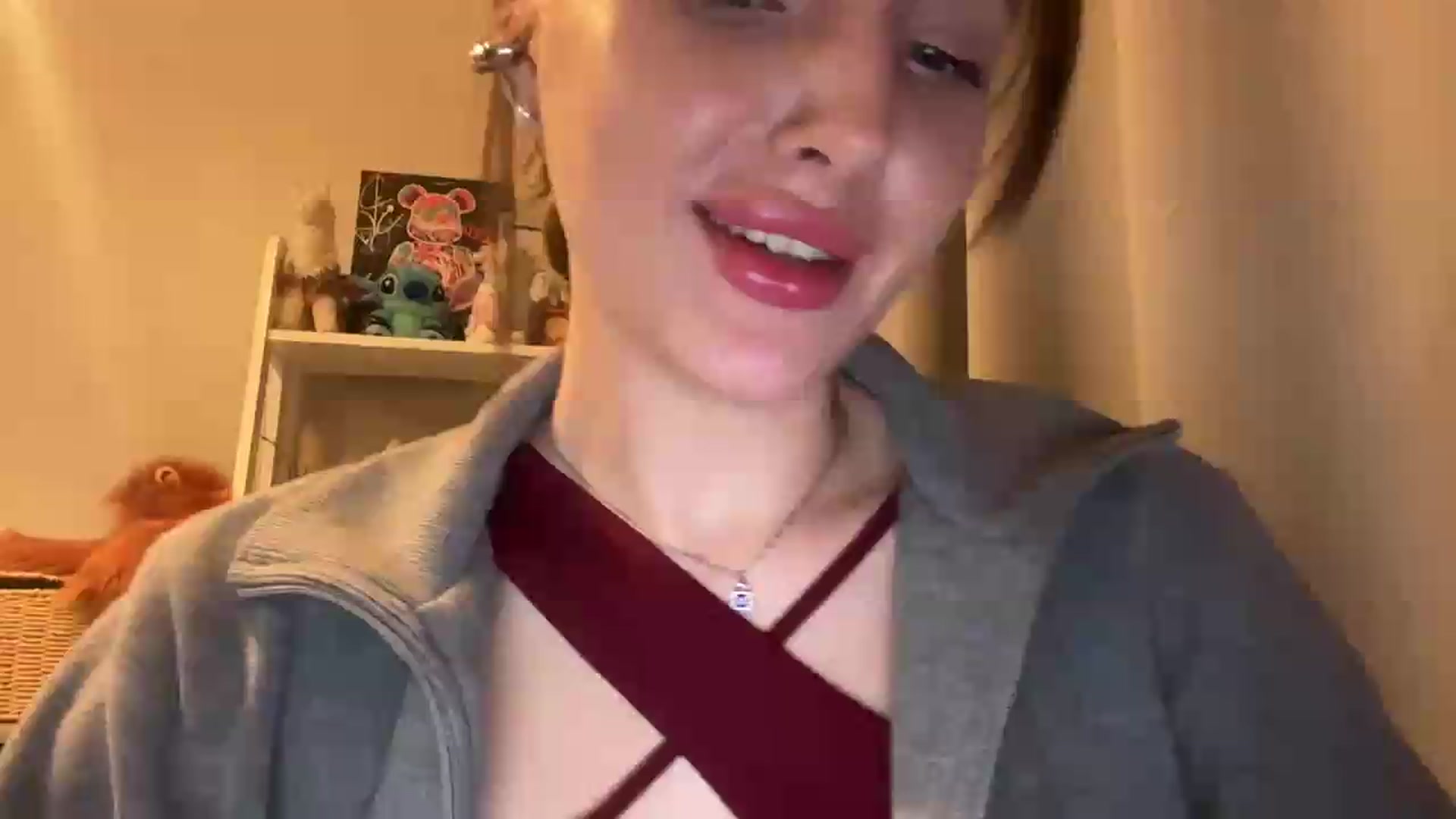 Gallery image thumbnail from Di_Pearl's myfreecams stream on, 05/12/2026, 22:07 image 15 of 20