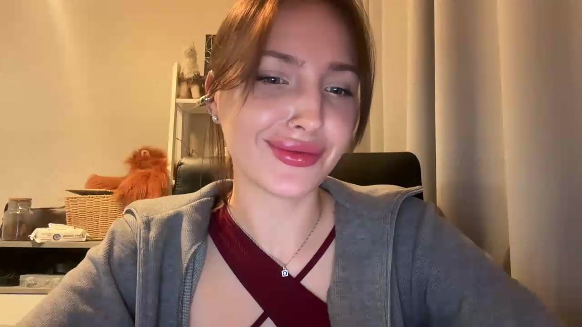 Gallery image thumbnail from Di_Pearl's myfreecams stream on, 05/12/2026, 22:07 image 19 of 20