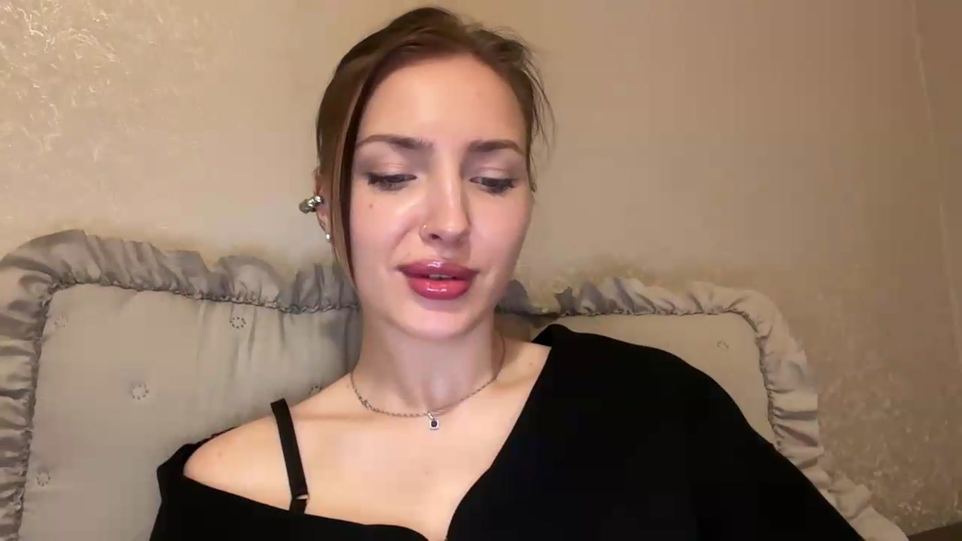Gallery image thumbnail from Di_Pearl's myfreecams stream on, 05/14/2026, 21:07 image 20 of 20
