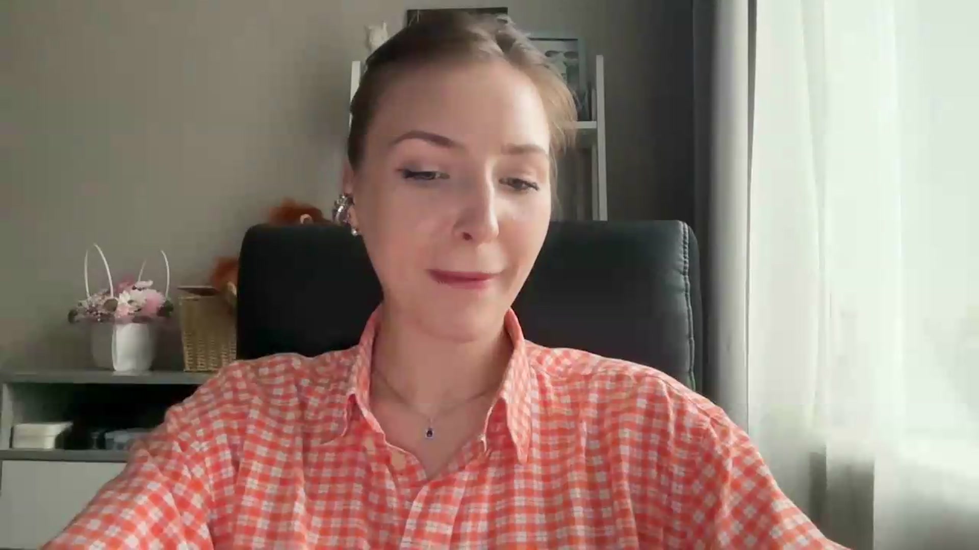 Gallery image thumbnail from Di_Pearl's myfreecams stream on, 05/21/2026, 16:03 image 5 of 20
